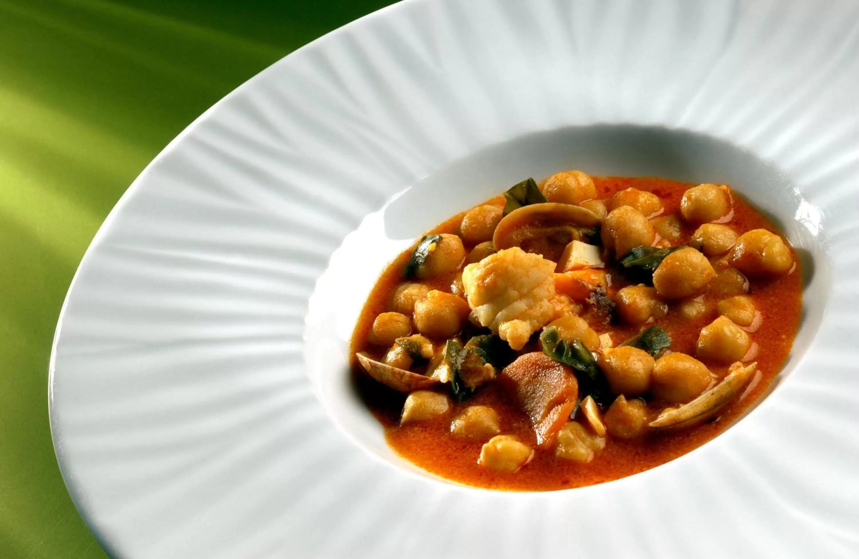 Restaurant/places to eat in Hotel Echaurren Relais & Châteaux