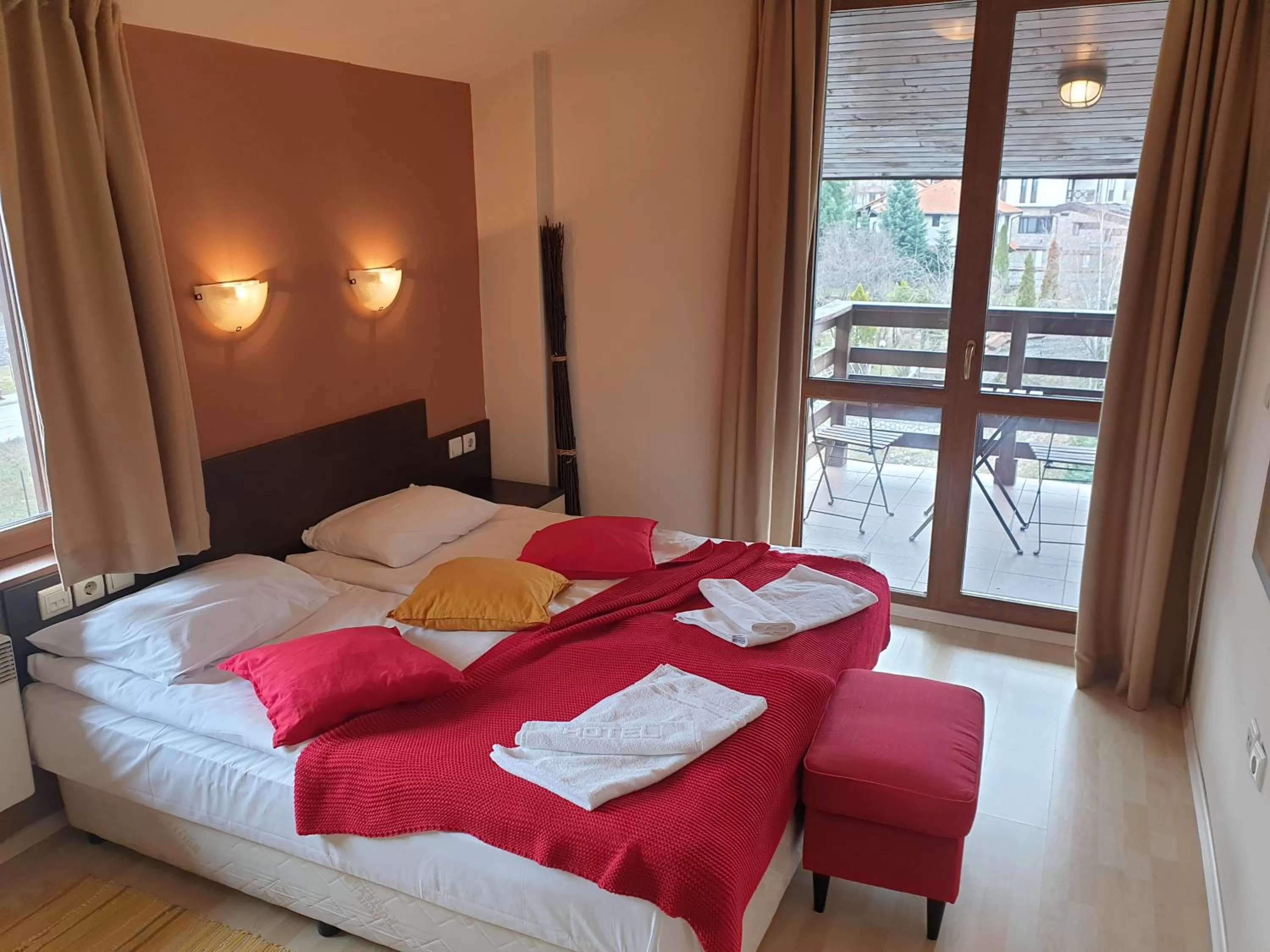 Bed in StayInn Banderitsa Apartments with kitchen & BBQ