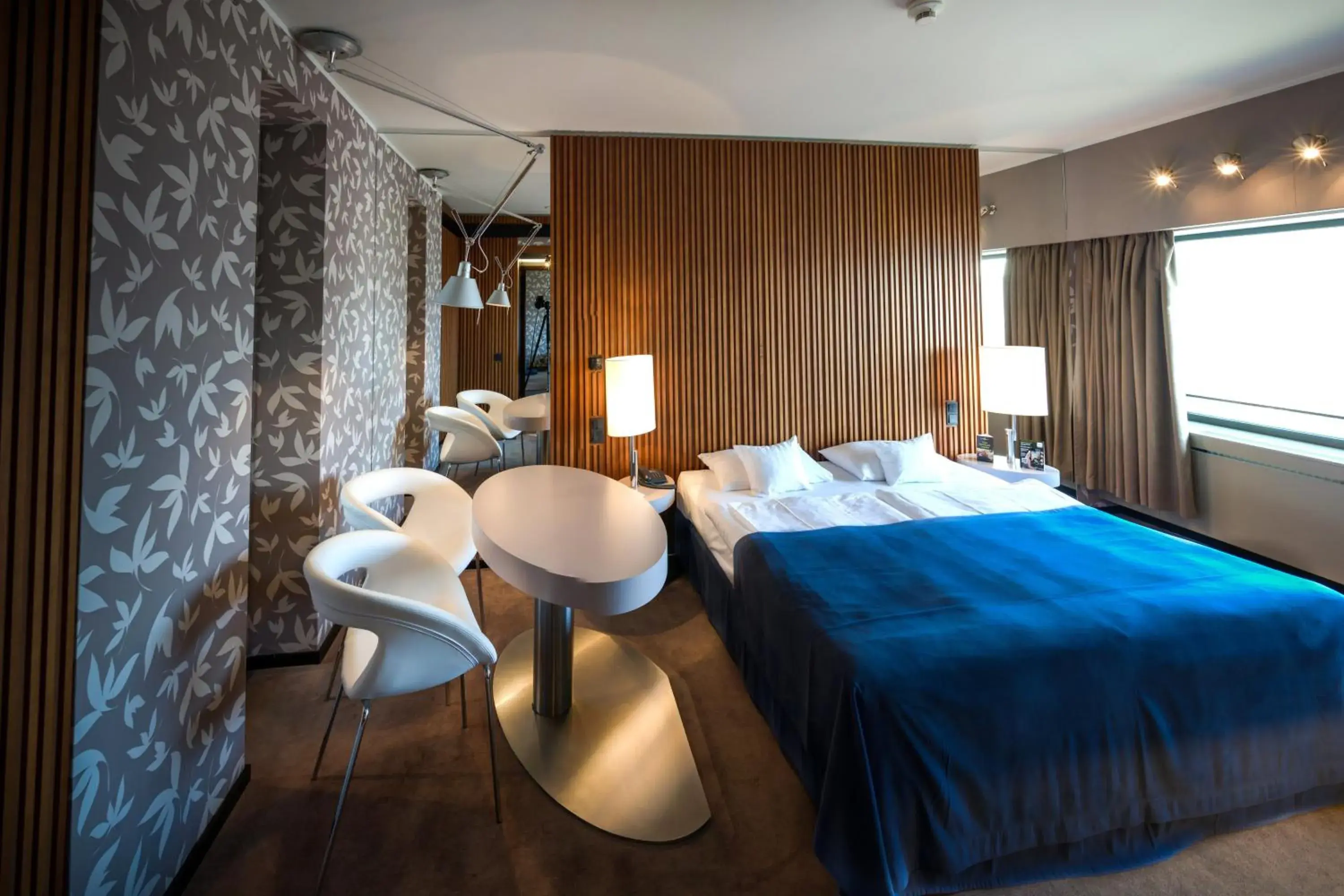 Bedroom, Bed in Hotel Yasmin Koice