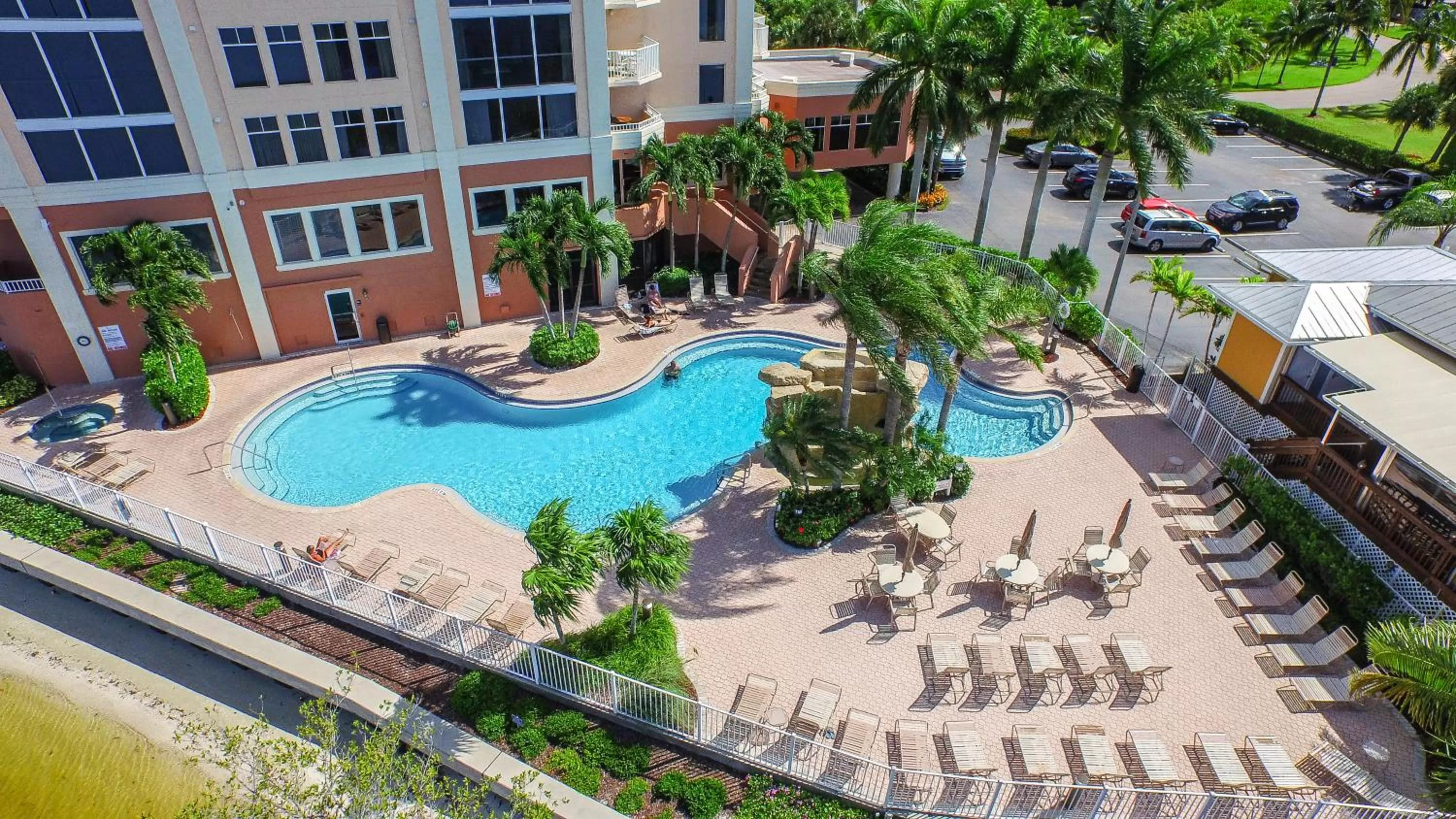 Swimming pool in Lovers Key Resort