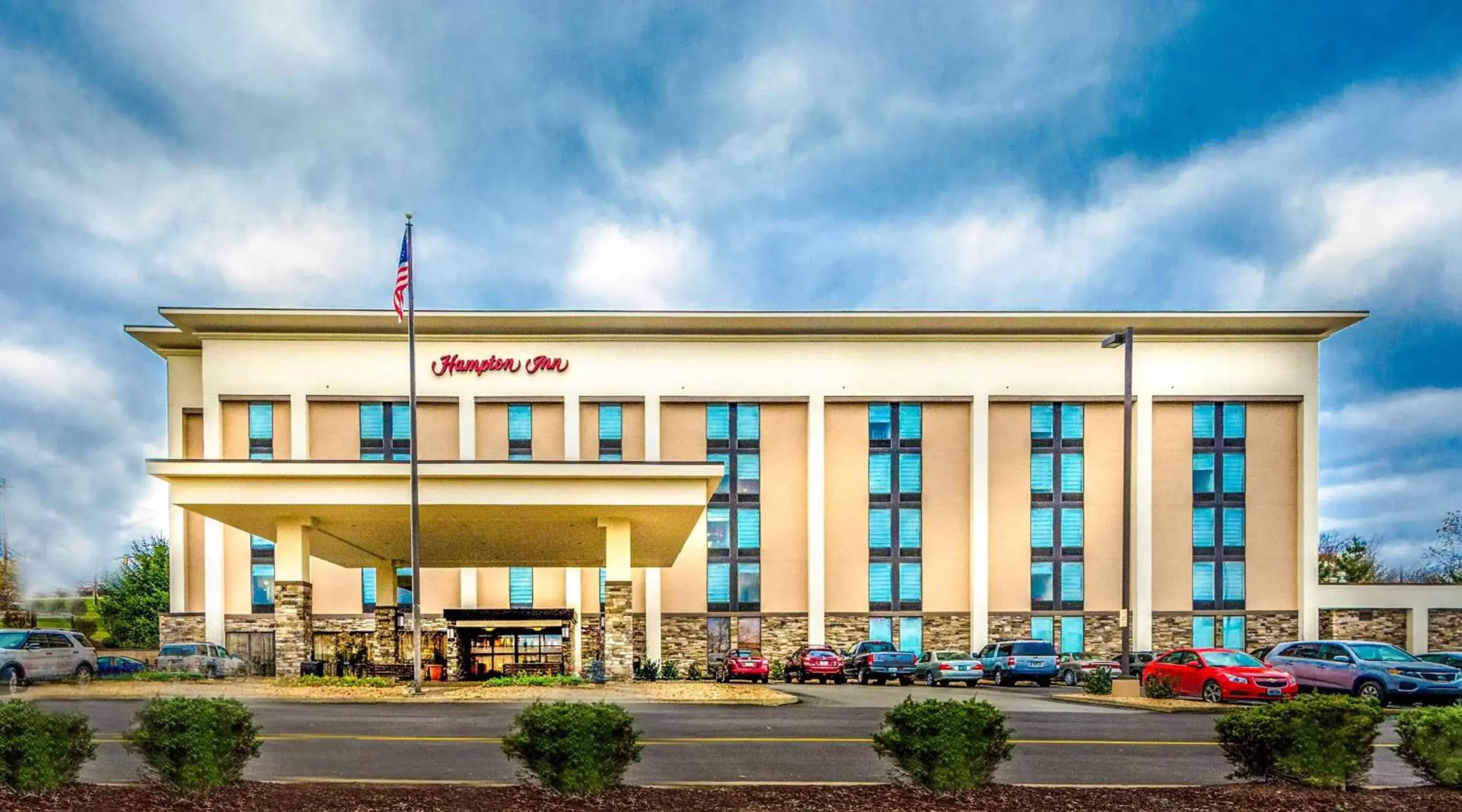 Property Building in Hampton Inn Washington