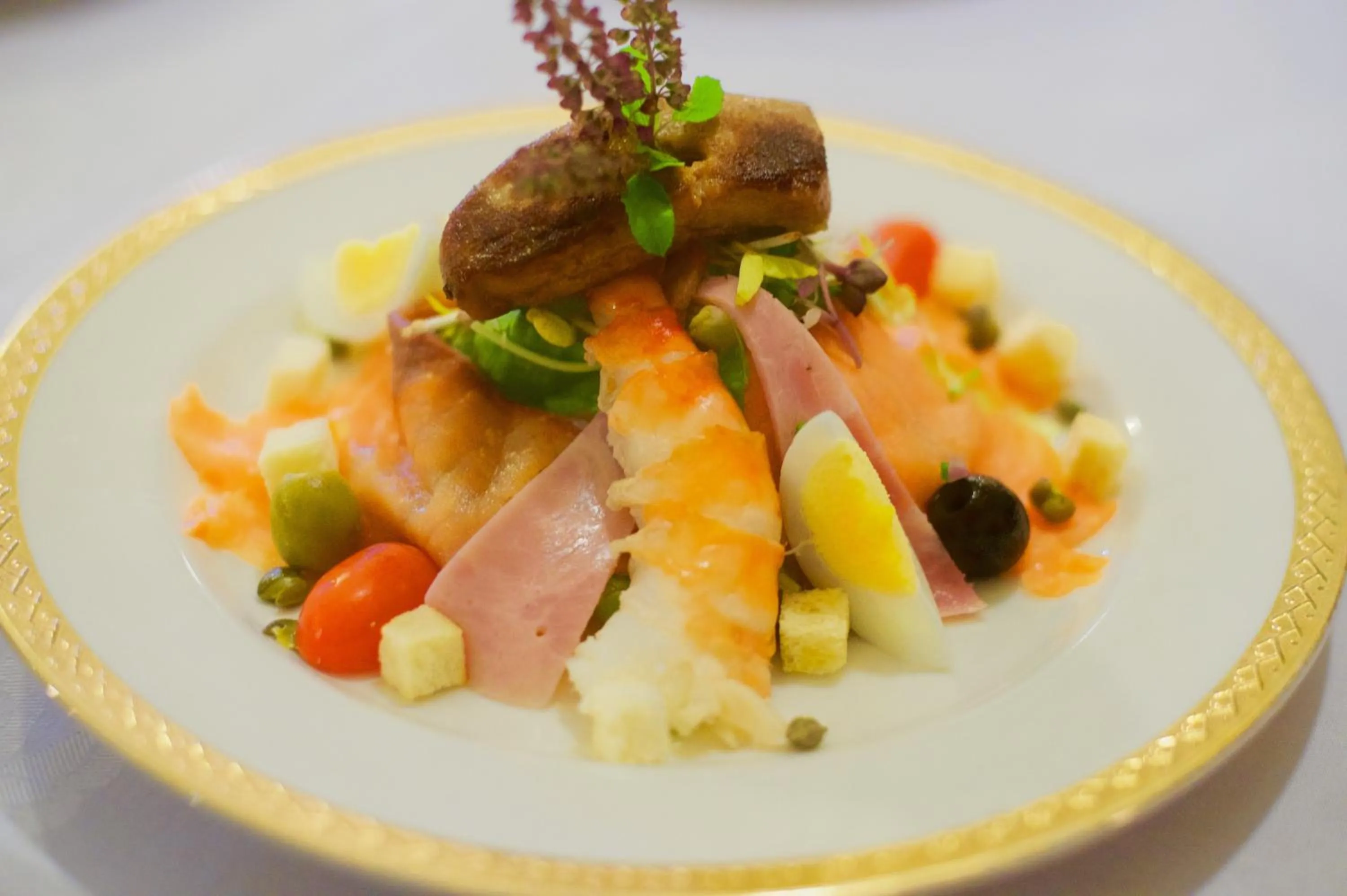 Dinner in Hotel Cambodiana