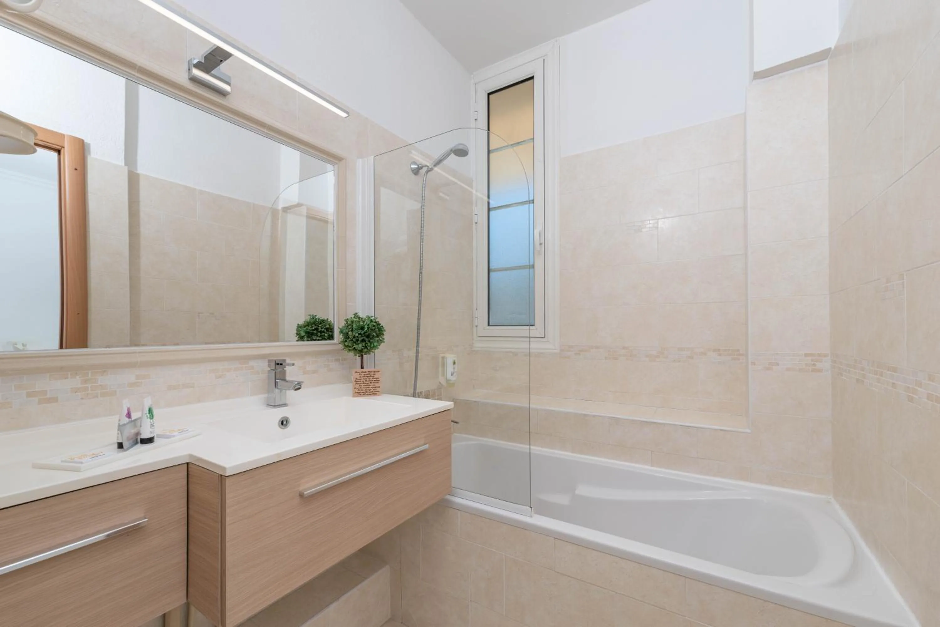 Bathroom in Hôtel Beau Site - Cap d'Antibes