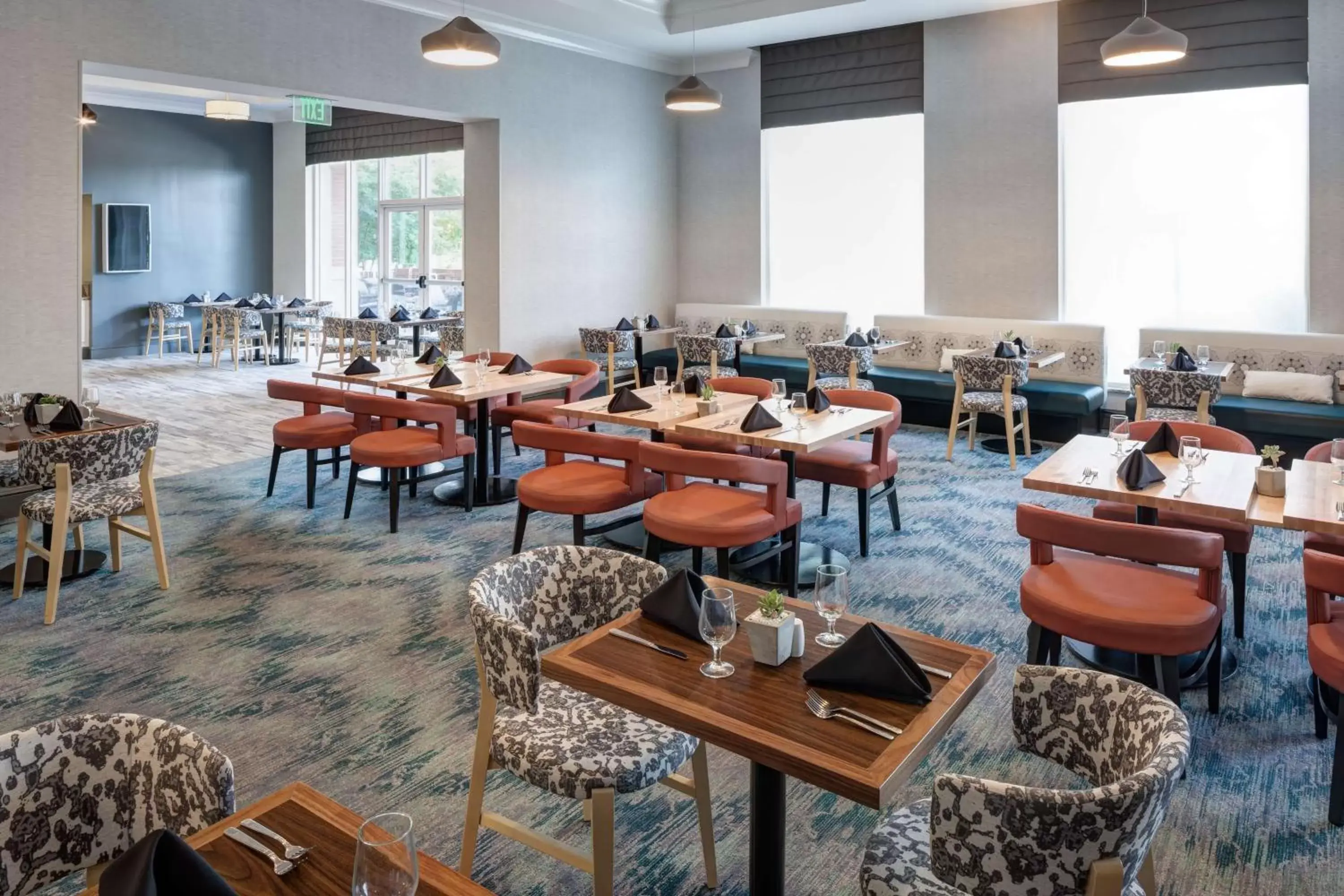 Restaurant/Places to Eat in Hilton Garden Inn Nashville Vanderbilt