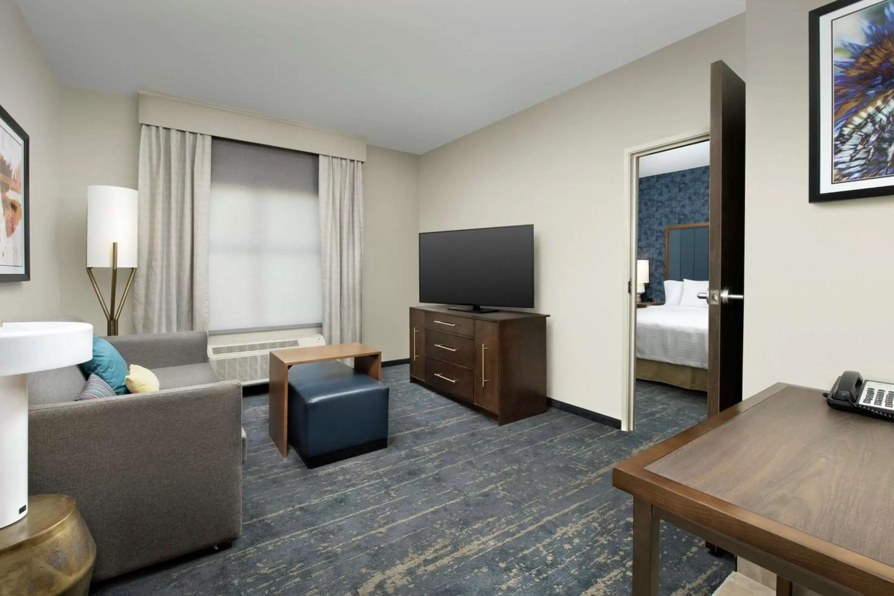 Bedroom, TV/Entertainment Center in Homewood Suites By Hilton Denver Airport Tower Road