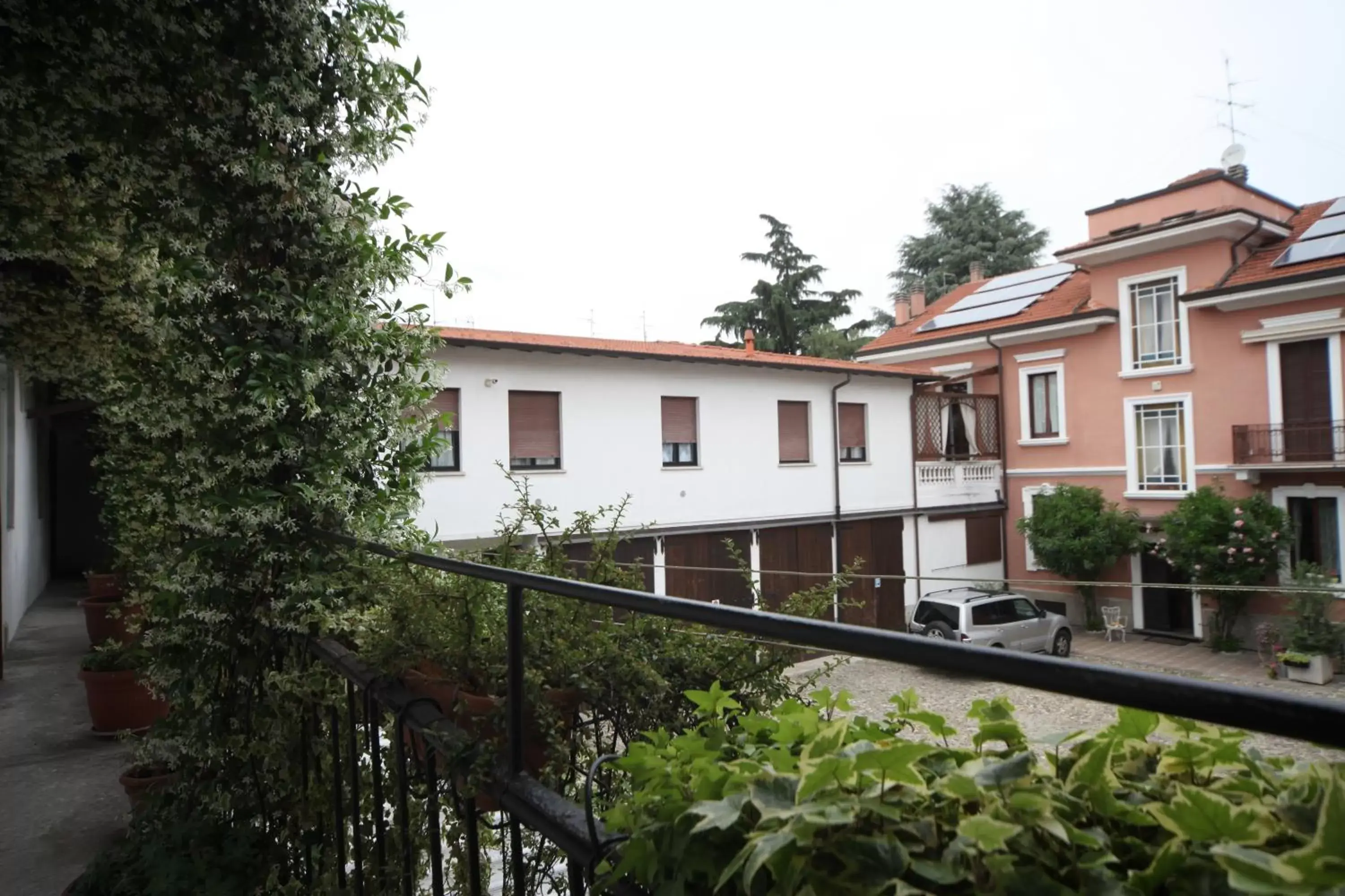 Property Building in Antica Corte Milanese