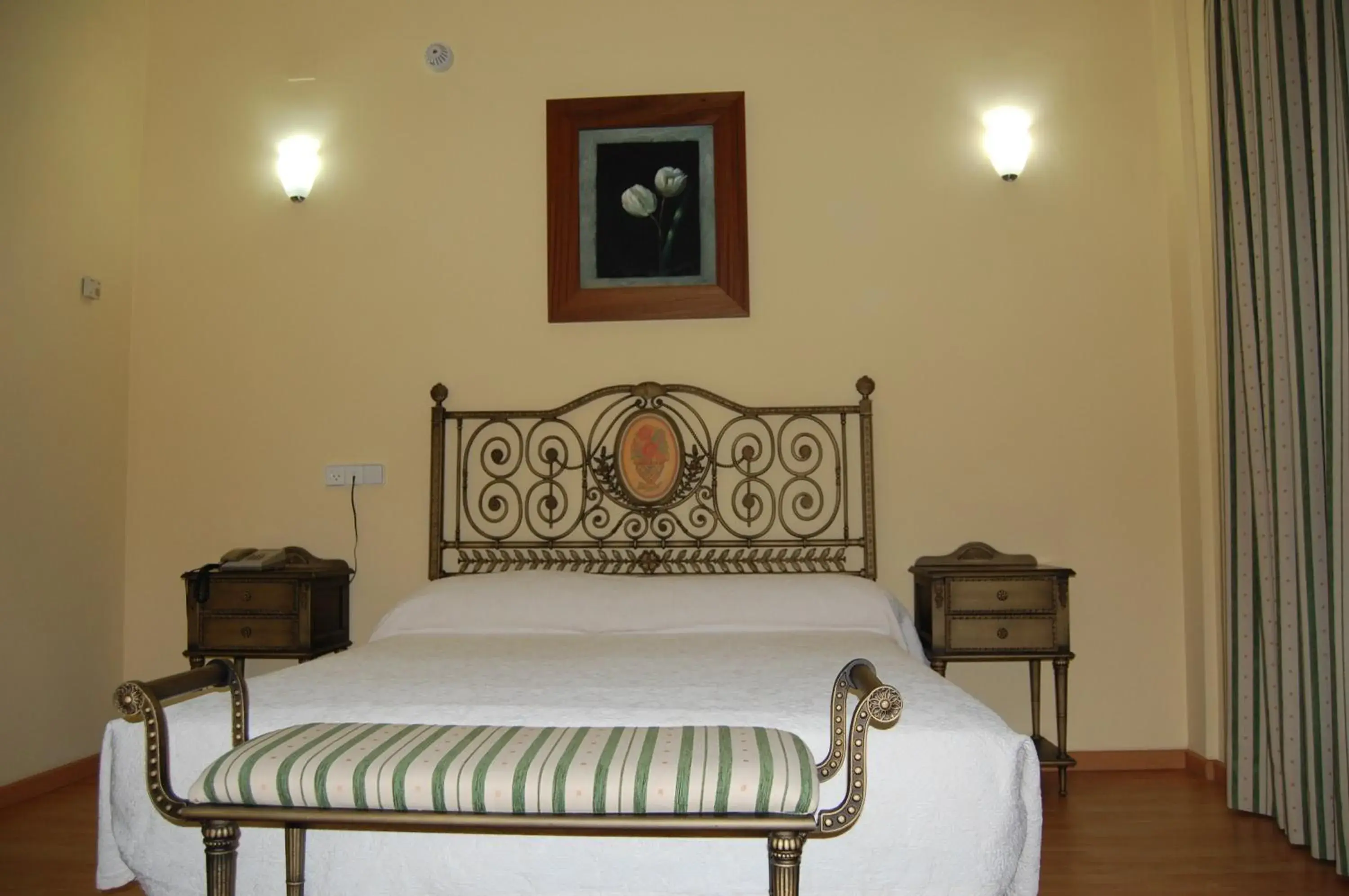 Bed in Hotel Castillo