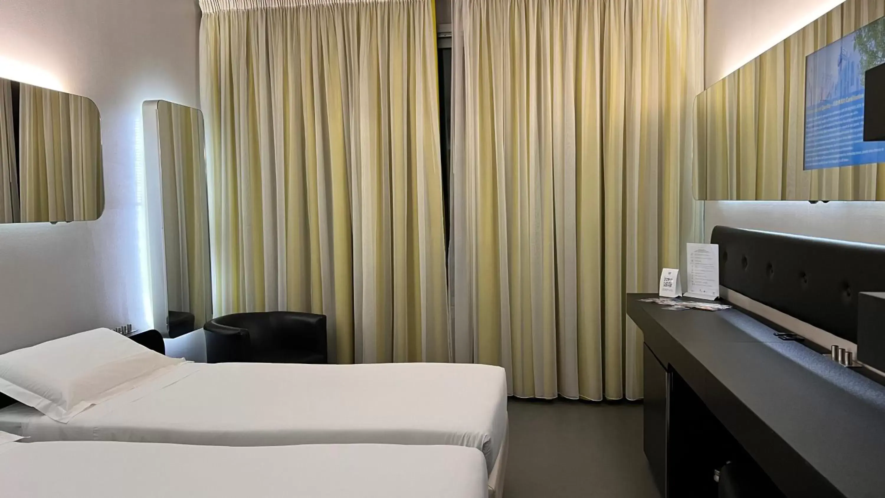 Bedroom, Bed in San Ranieri Hotel