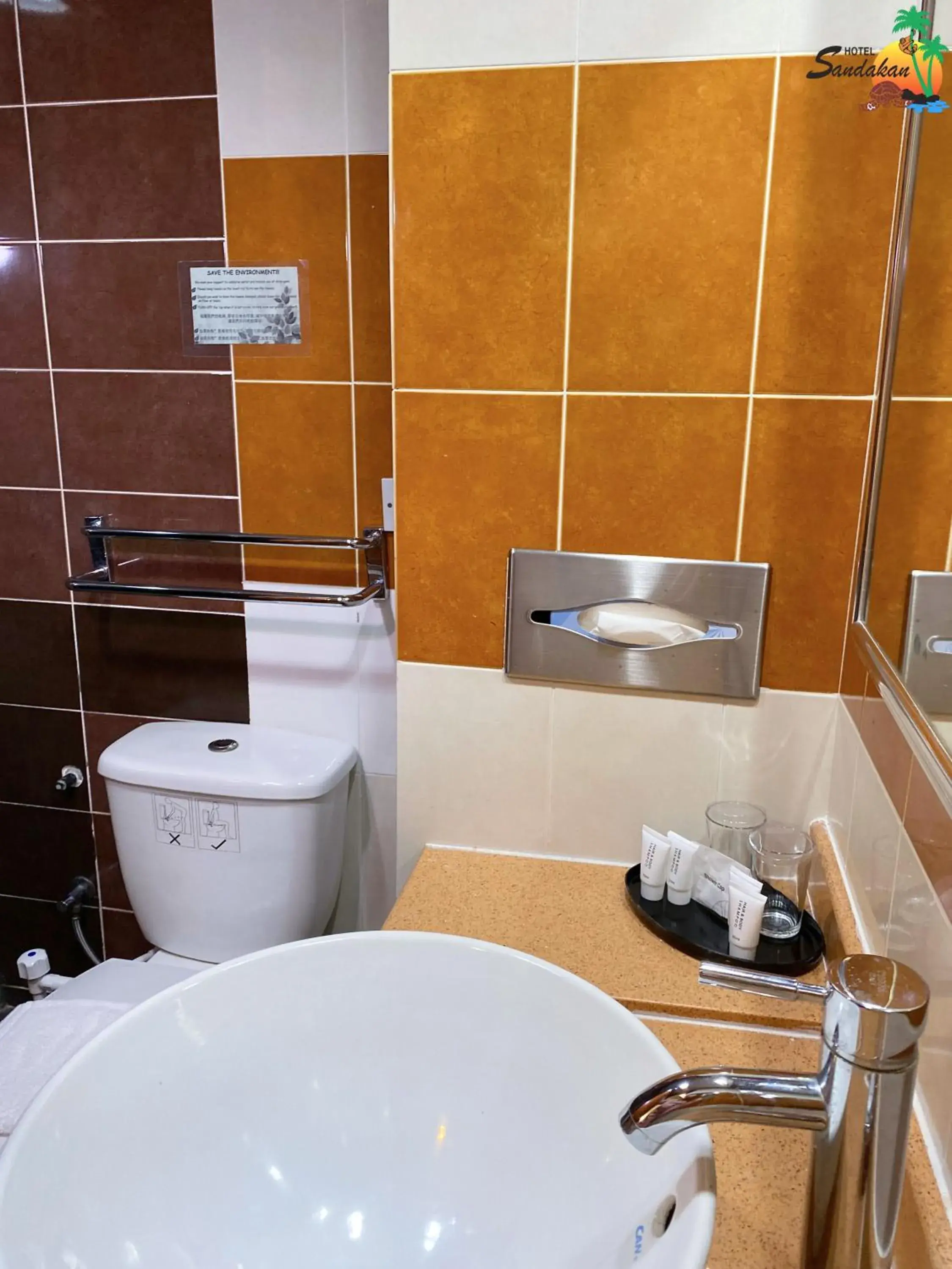 Bathroom in Hotel Sandakan