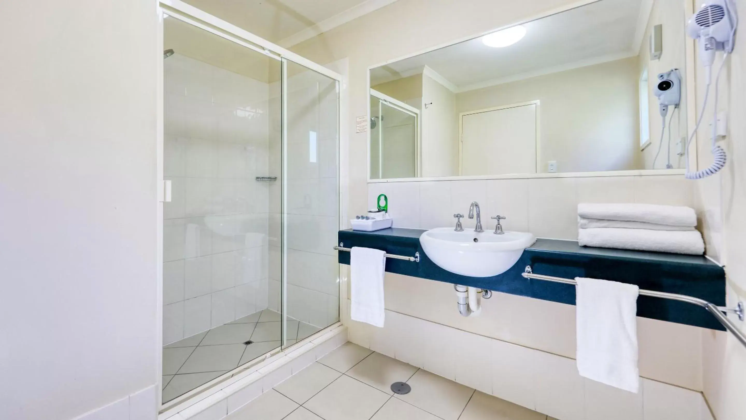 Shower, Bathroom in Best Western Caboolture Gateway Motel