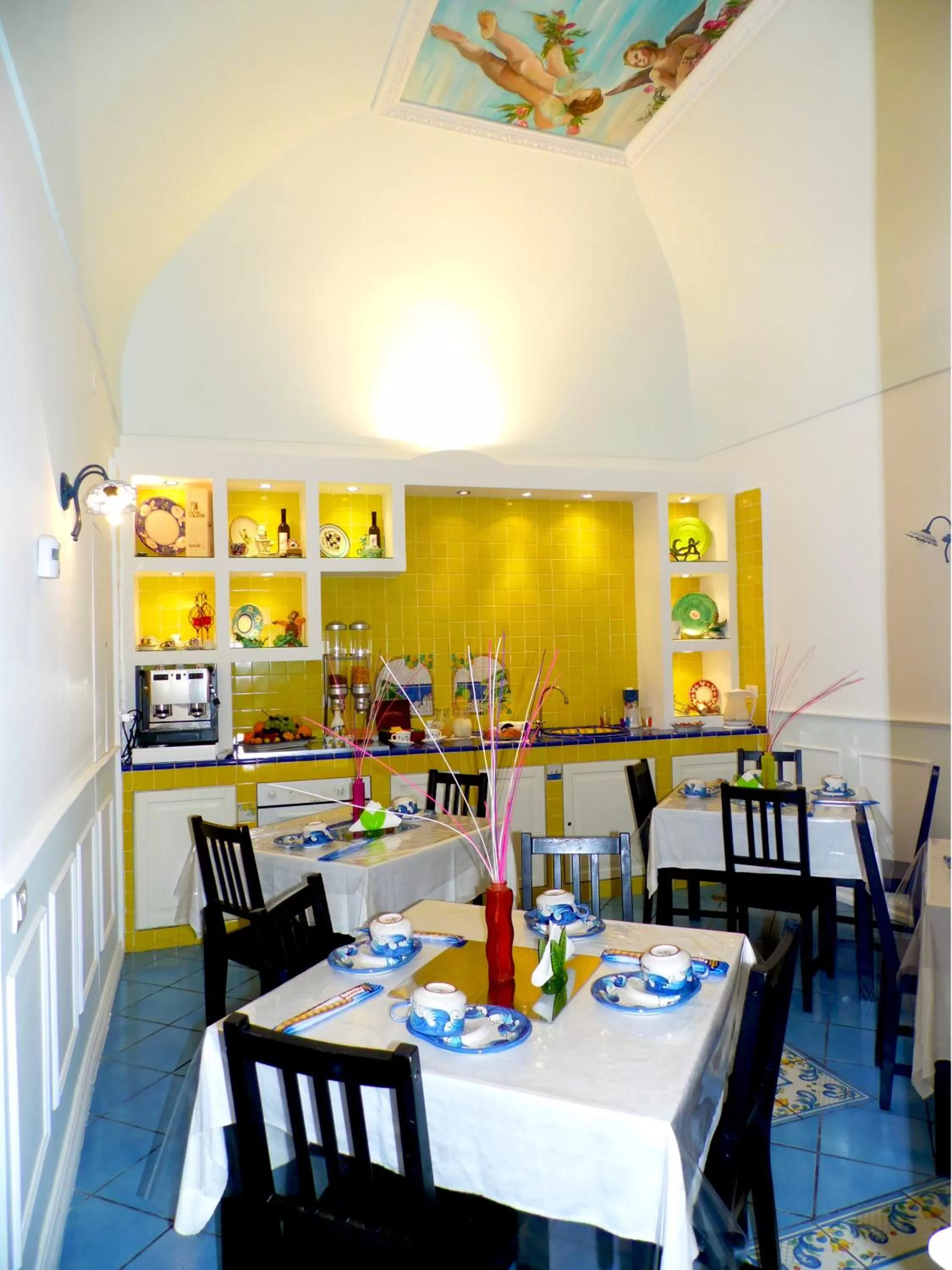 Continental breakfast in Dimora Carlo III