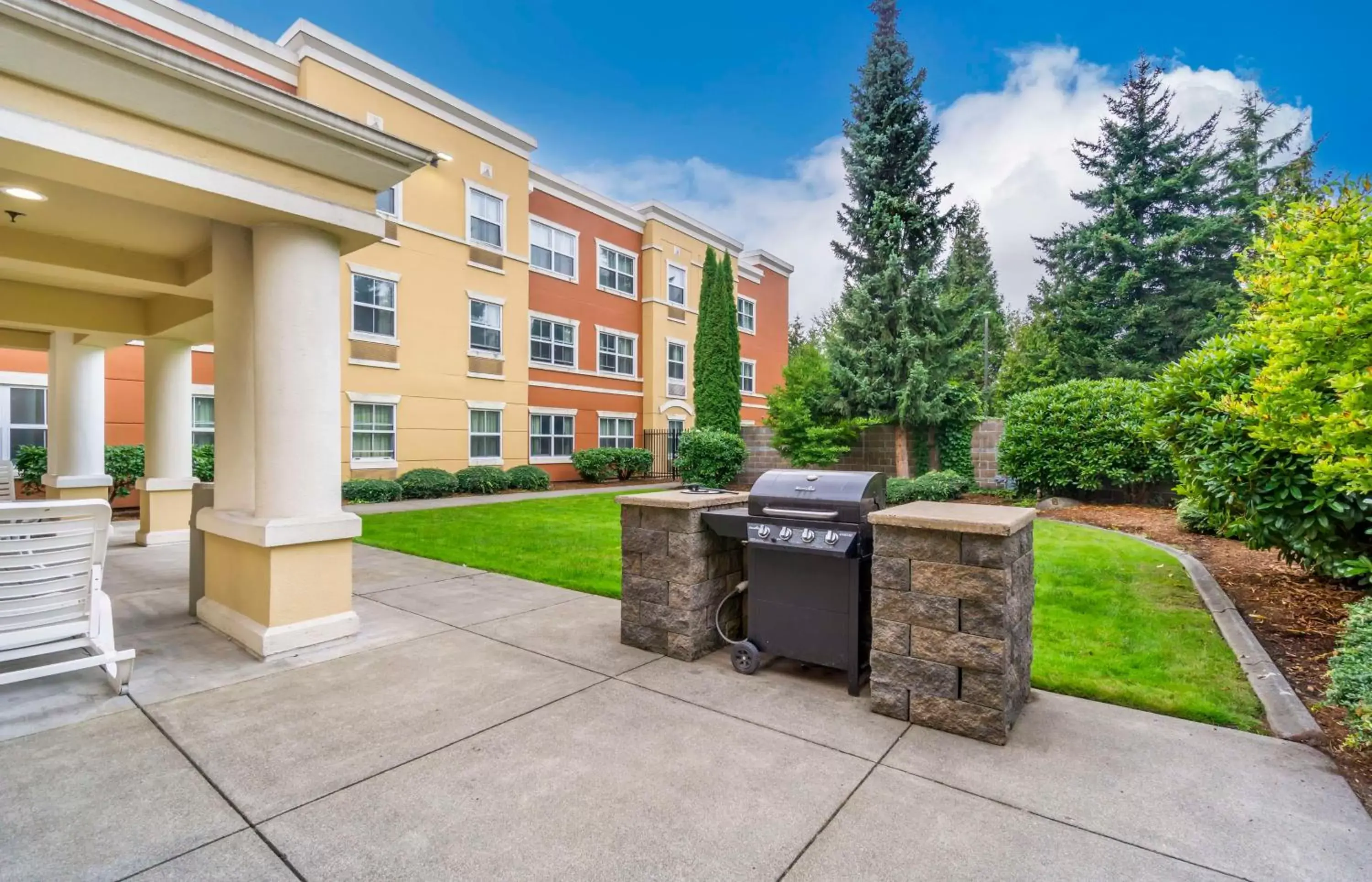 Property building in Extended Stay America Suites - Seattle - Everett - Silverlake