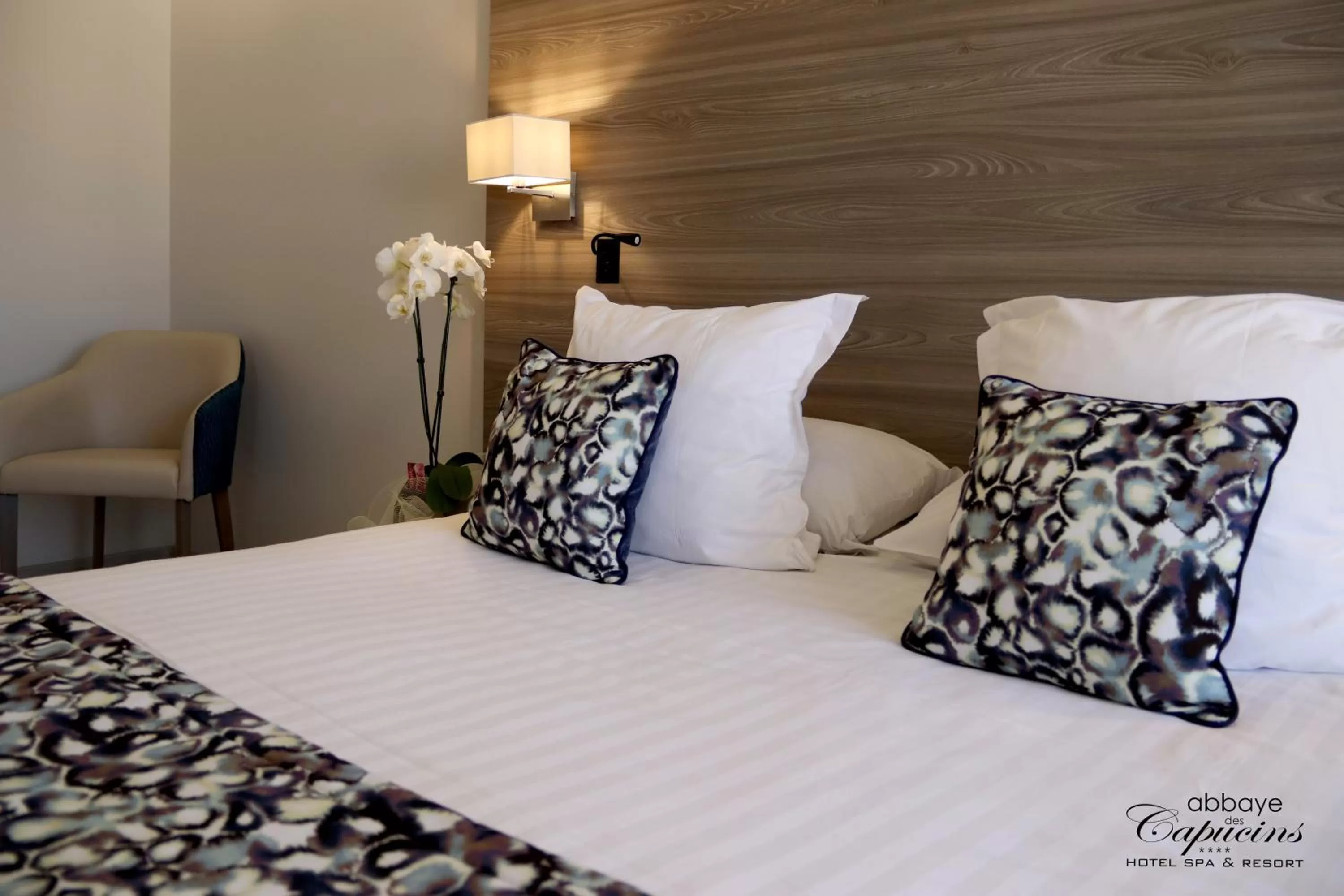 Bed in Abbaye des Capucins Spa & Resort