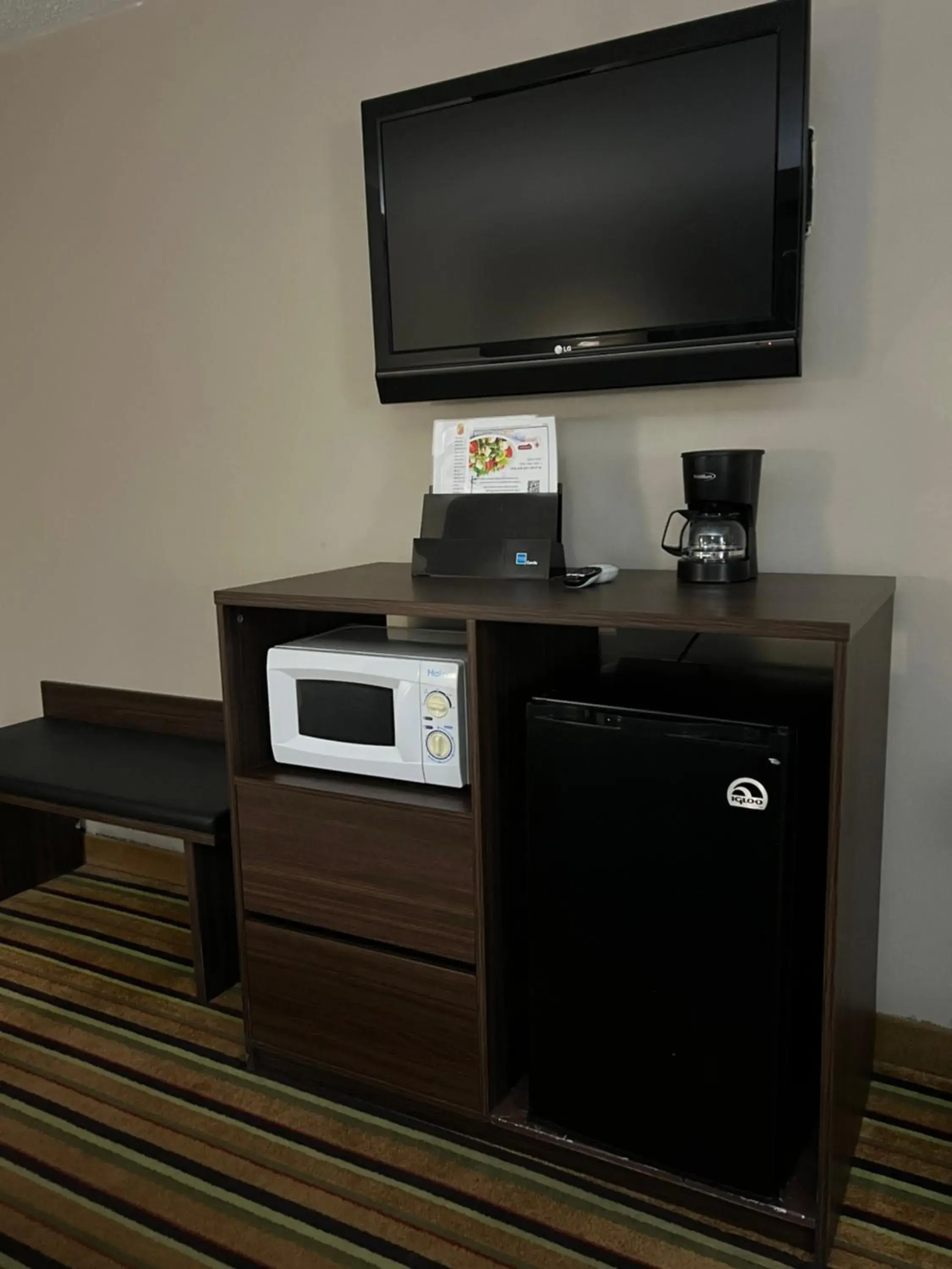 TV/Entertainment Center in Super 8 by Wyndham Norcross/I-85 Atlanta