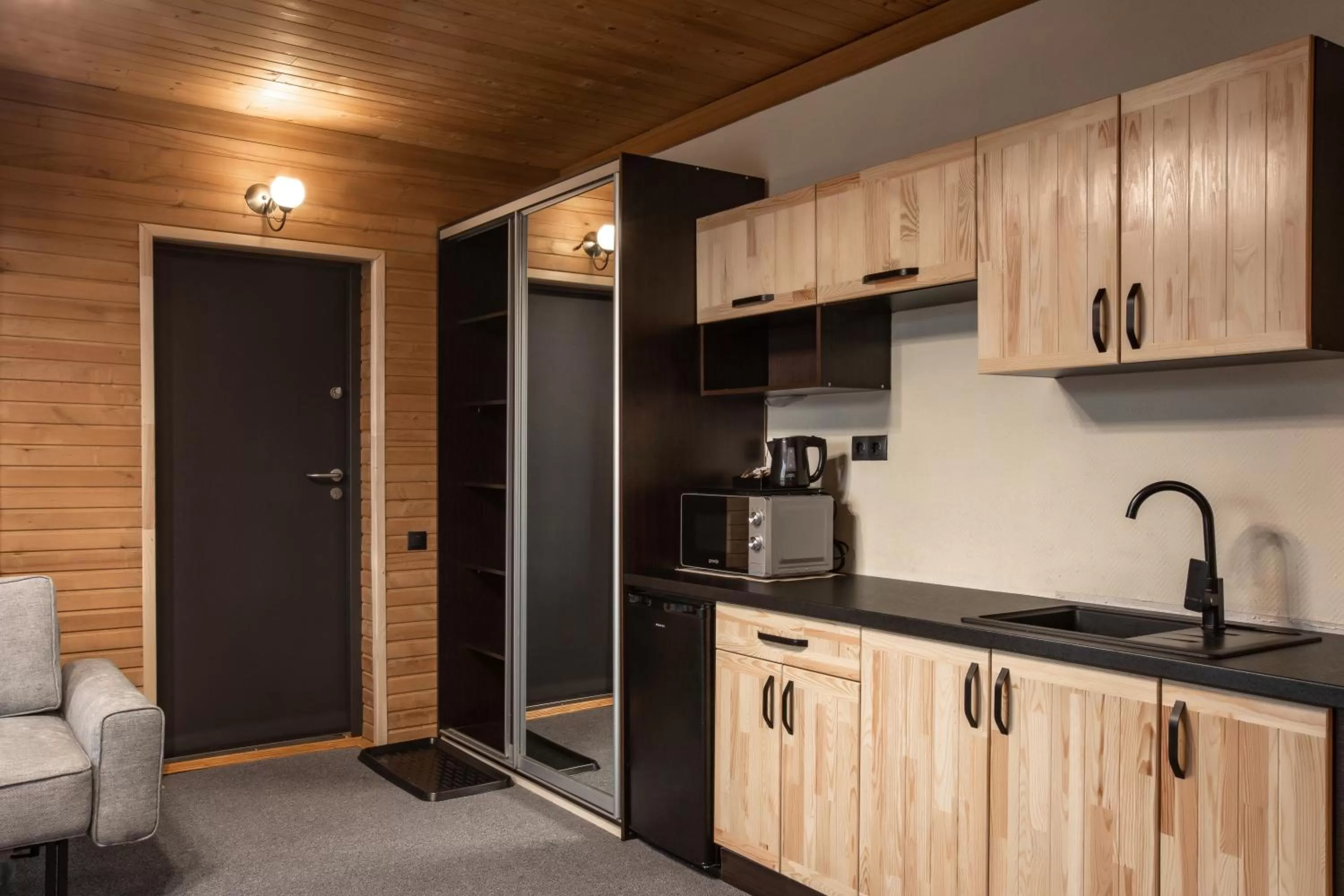 Kitchen/Kitchenette in Wellland Hotel