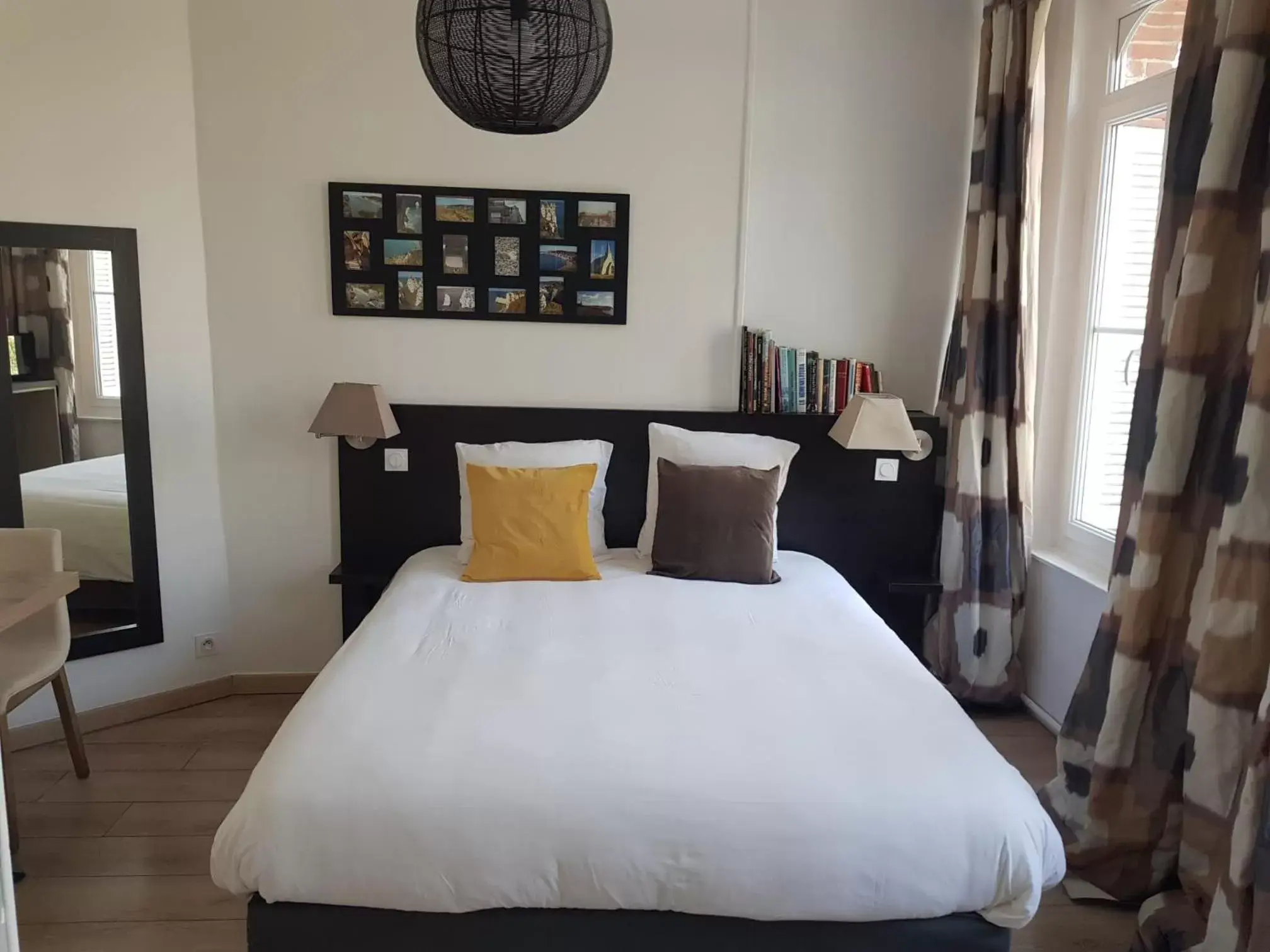 Bedroom, Bed in Le Clos des Lodges