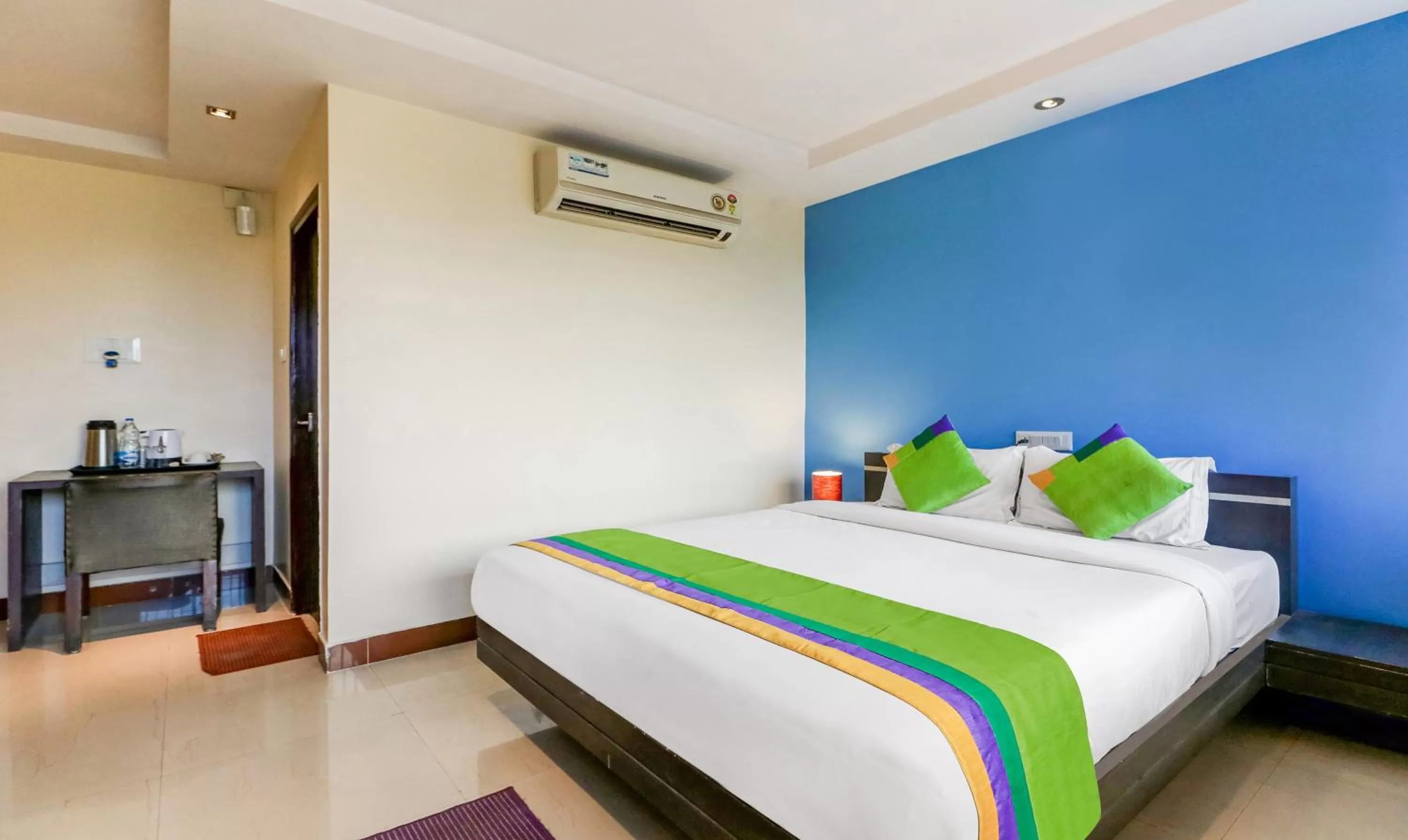 Bedroom, Bed in Treebo Concerto Residentia