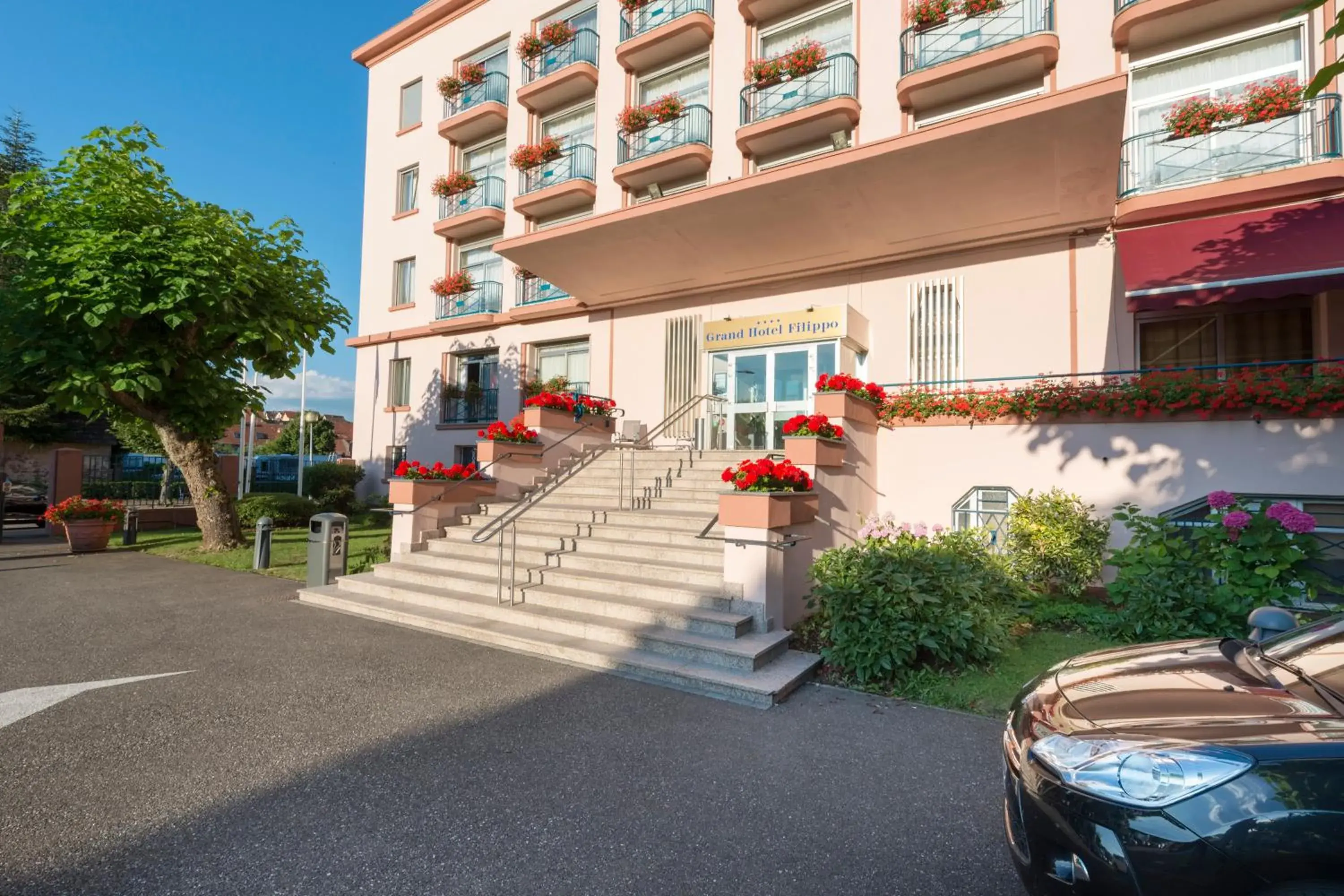 Facade/entrance, Patio/Outdoor Area in Grand Hotel Filippo