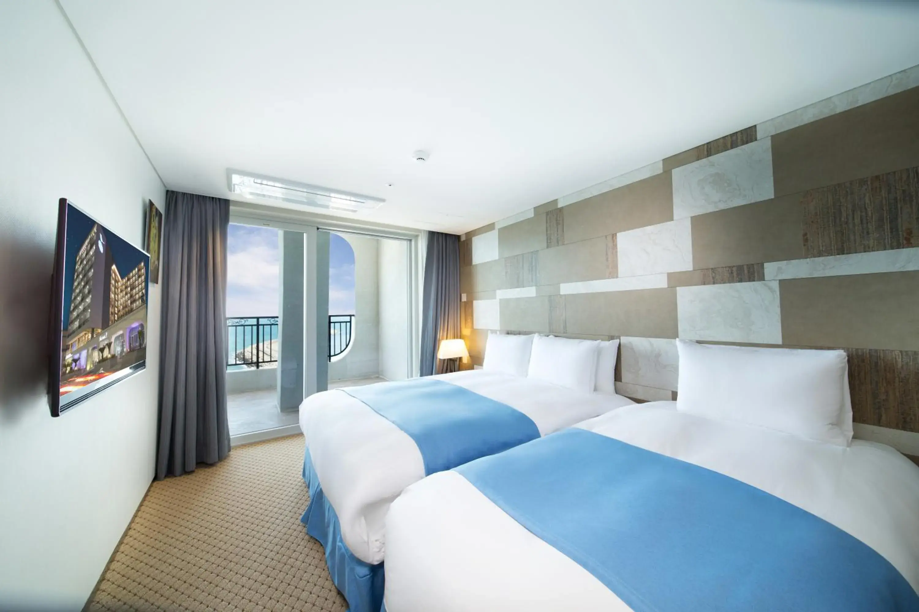 Sea view in Hotel Whistlelark, BW Signature Collection Sea view in Hotel Whistlelark, BW Signature Collection