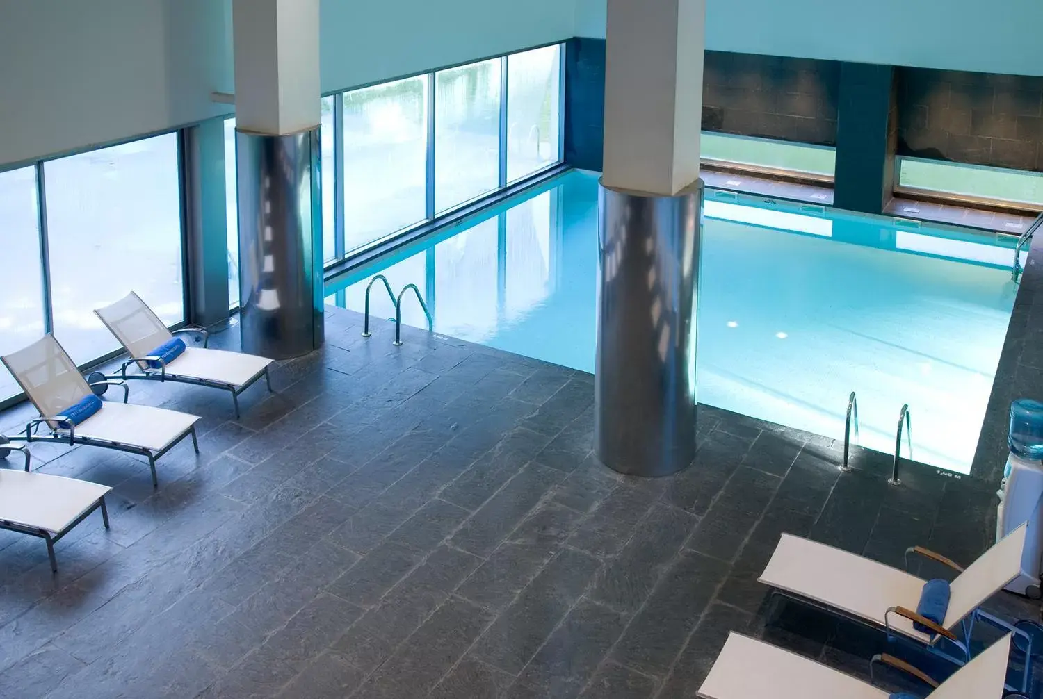 Swimming pool in NH Collection Santiago de Compostela