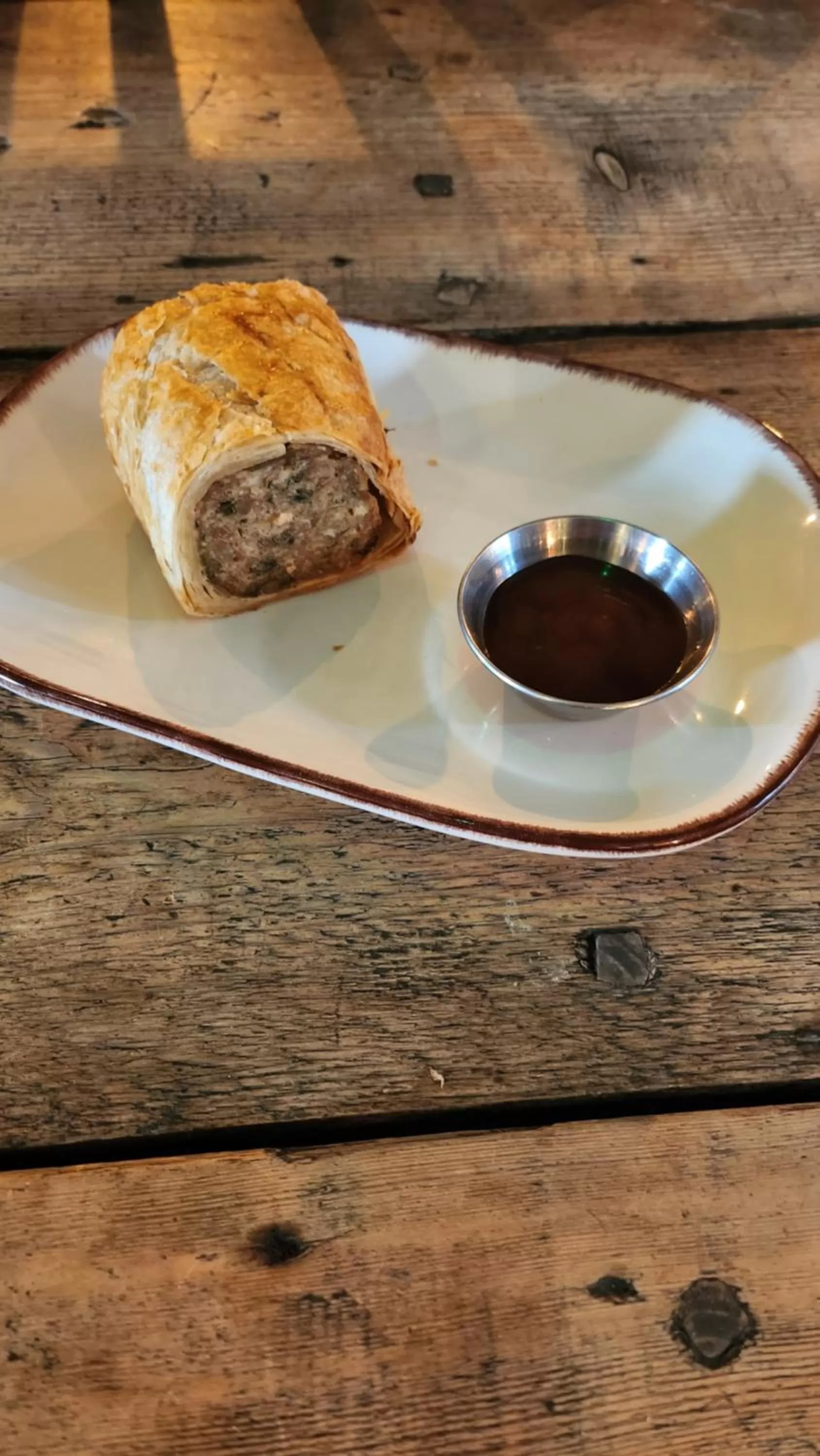 Restaurant/places to eat in Kew Gardens Hotel