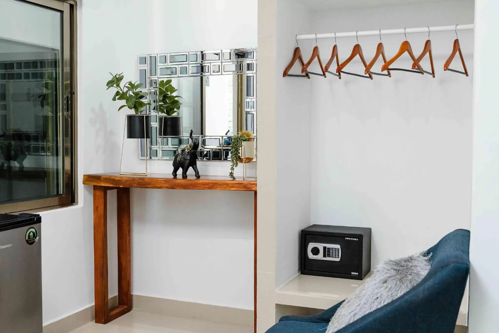 Seating area in Hotel Naomi City center