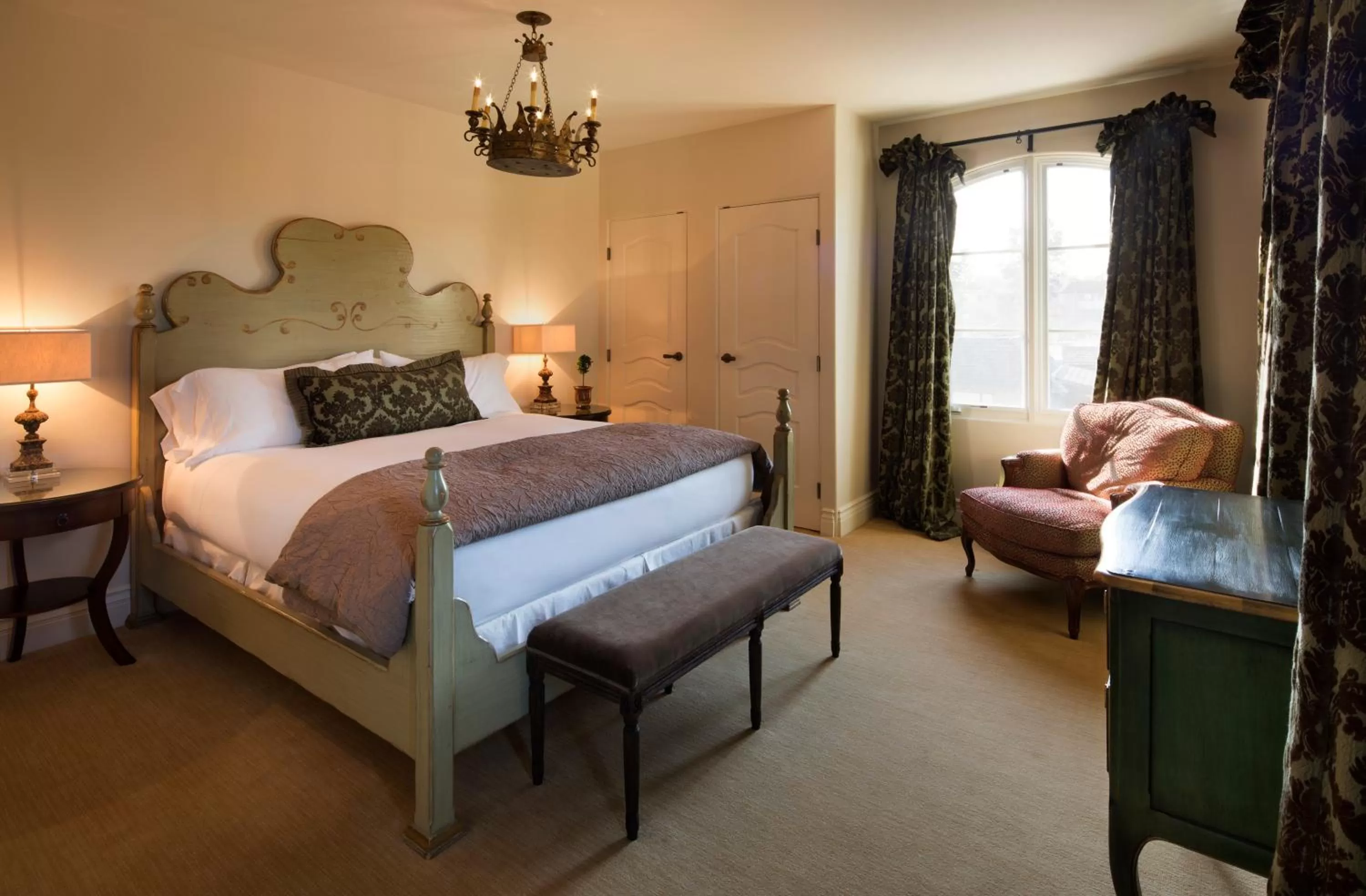 Bedroom, Bed in Enchante Boutique Hotel