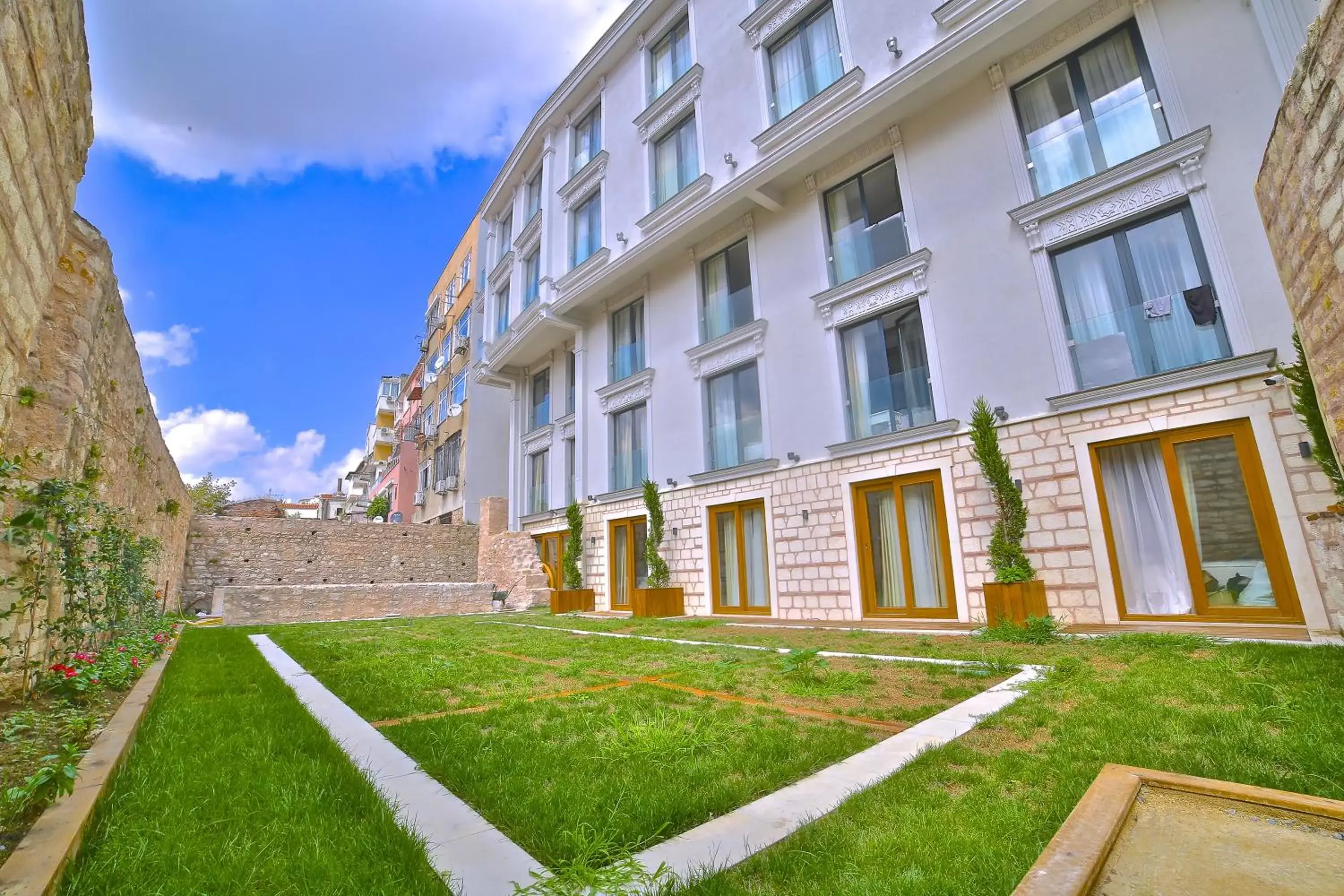 Bird's eye view, Property Building in Yılsam Sultanahmet Hotel