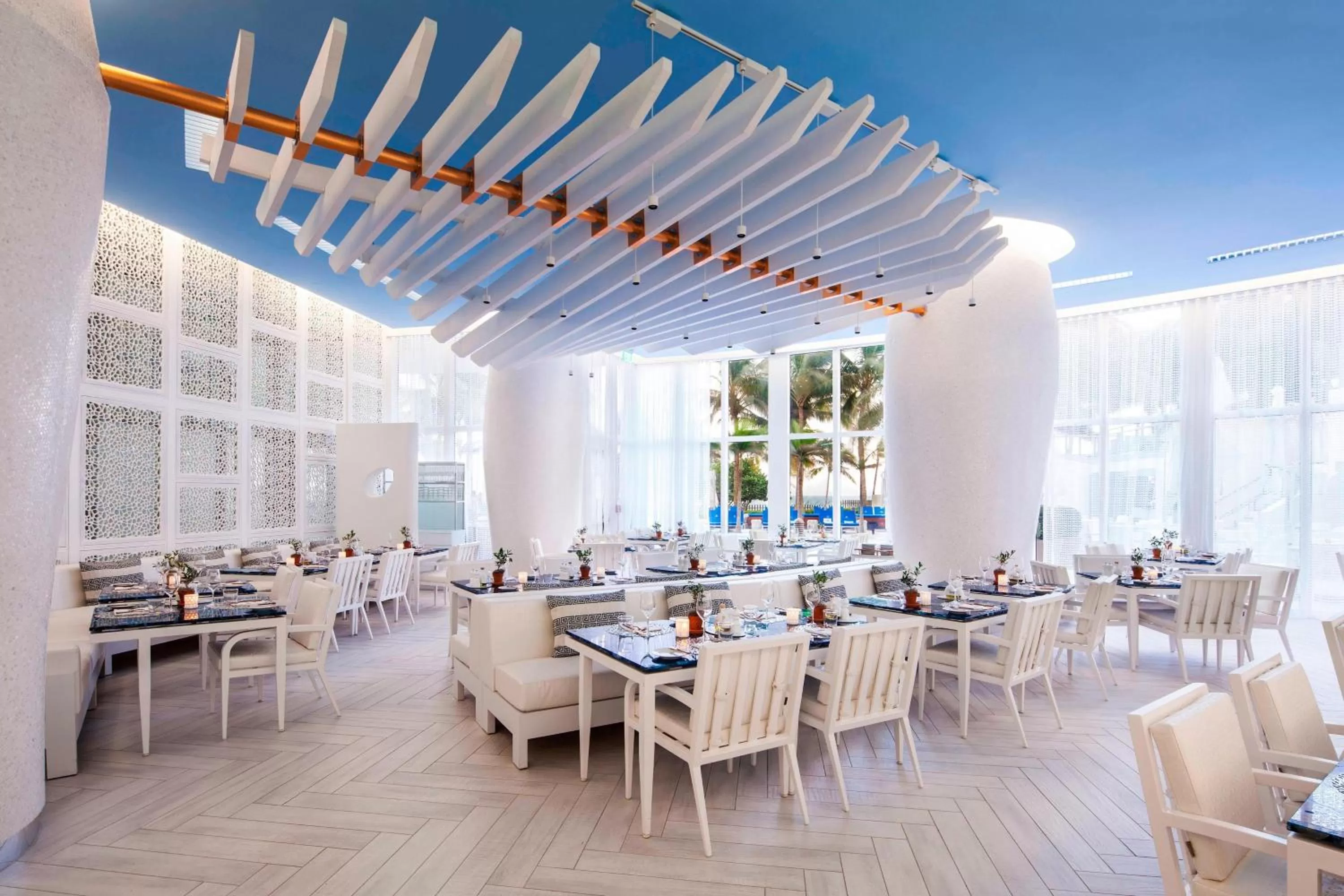 Restaurant/places to eat in The St. Regis Bal Harbour Resort