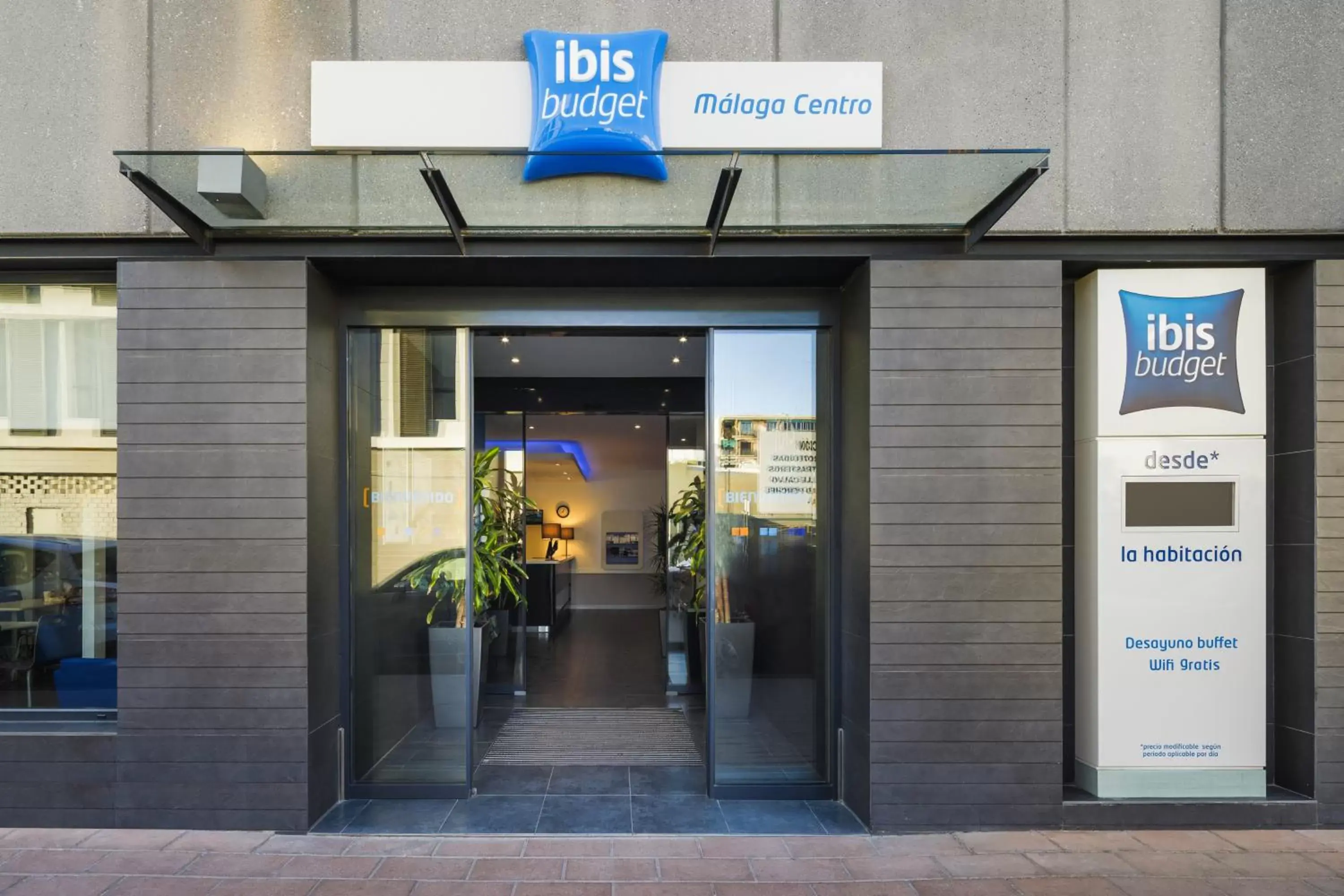 Property building in Ibis Budget Málaga Centro
