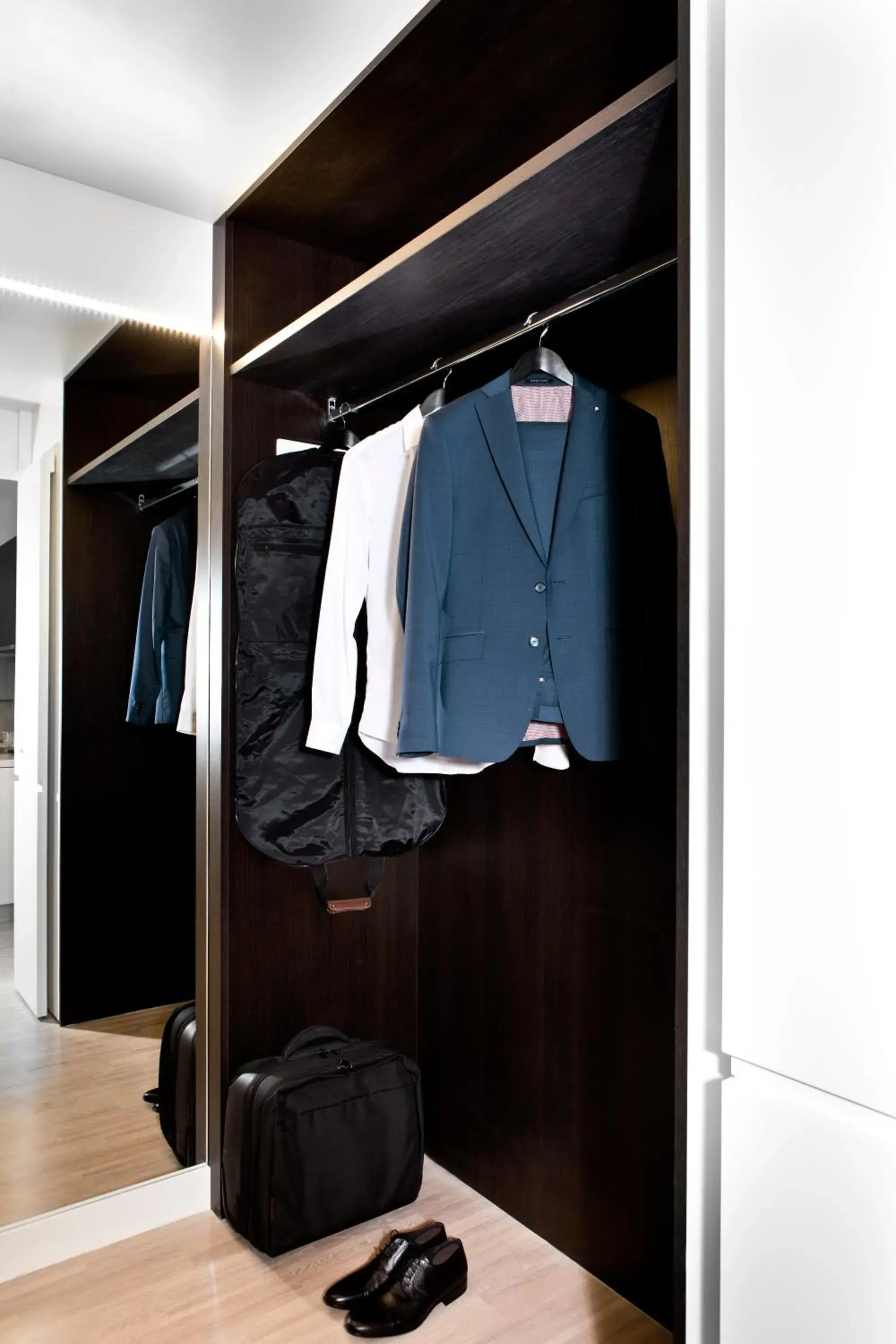 wardrobe, Bathroom in PhilsPlace Full-Service Apartments Vienna