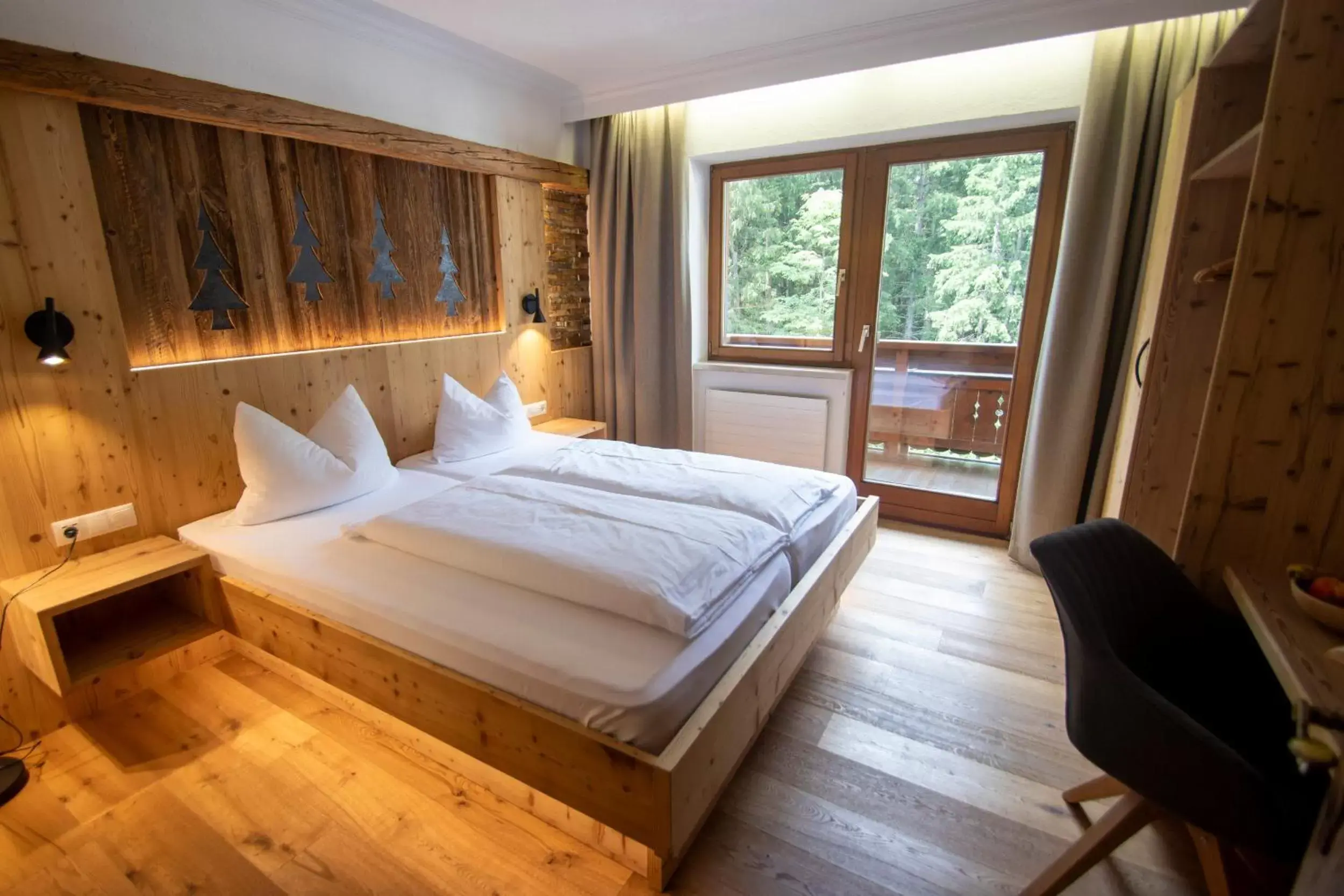 Bedroom, Bed in Aktivhotel Waldhof