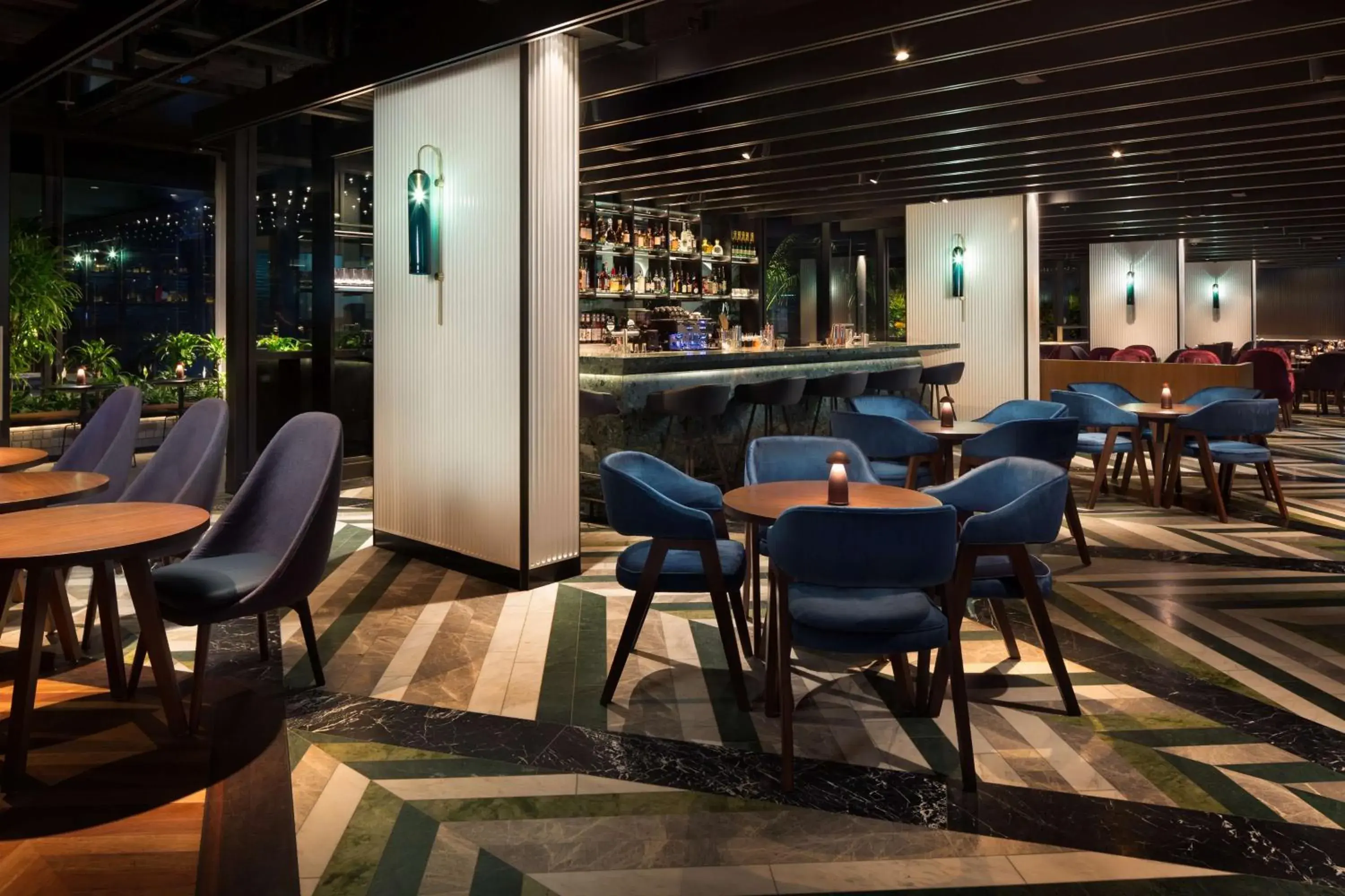 Restaurant/places to eat, Lounge/Bar in West Hotel Sydney, Curio Collection by Hilton