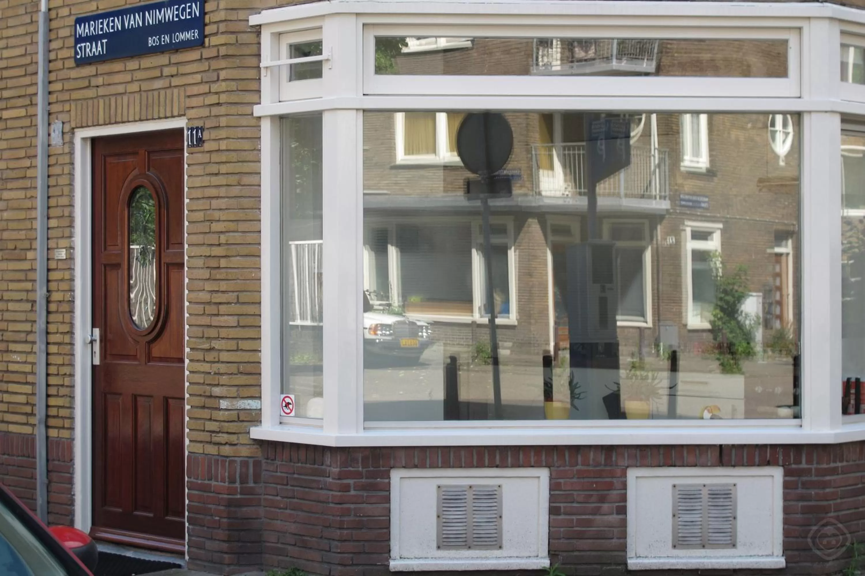 Property building in Bos en Lommer Hotel - Erasmus Park area