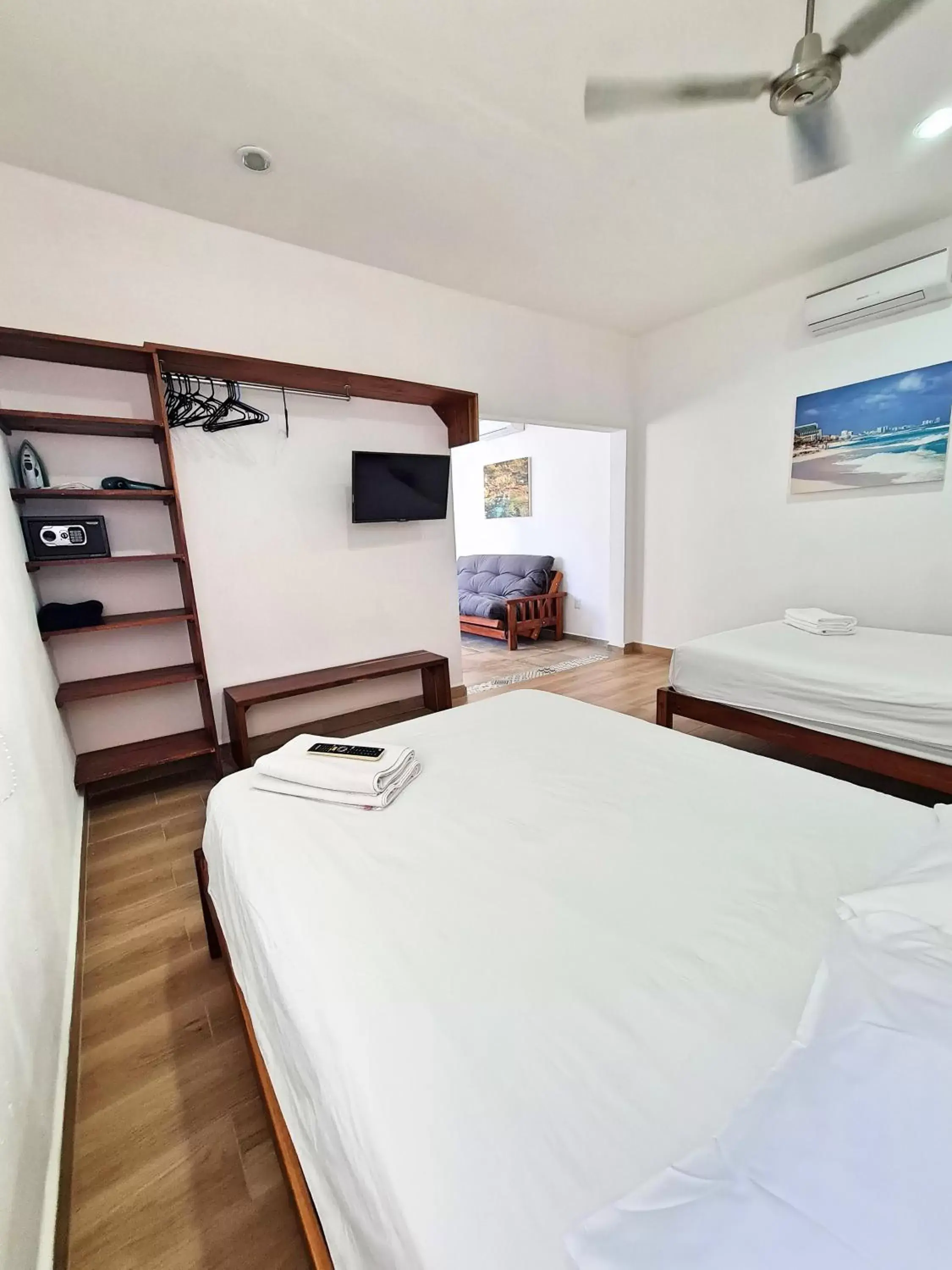 Family Room in Playa Nah Family Room in Playa Nah