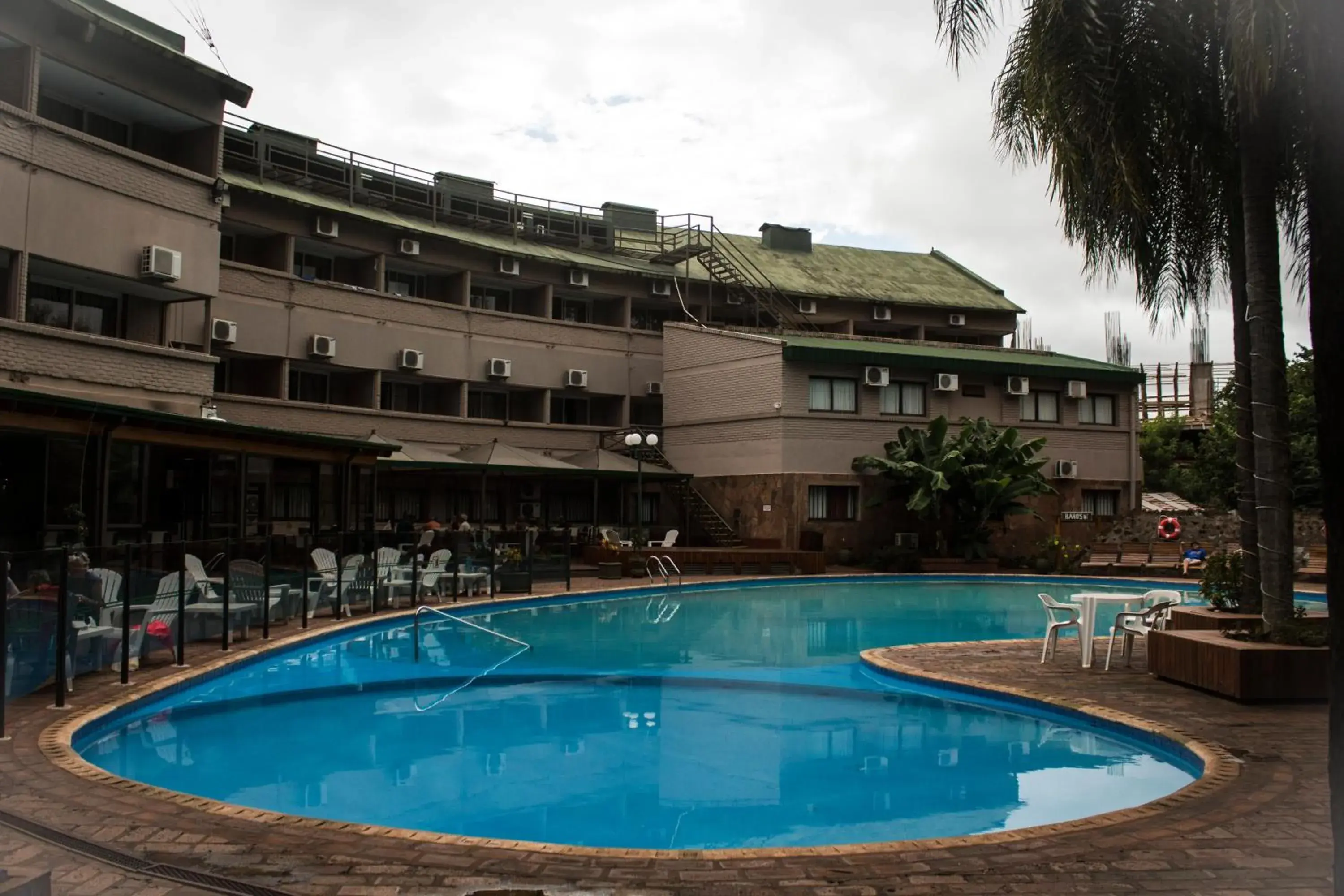 Swimming pool, Property Building in Hotel El Libertador