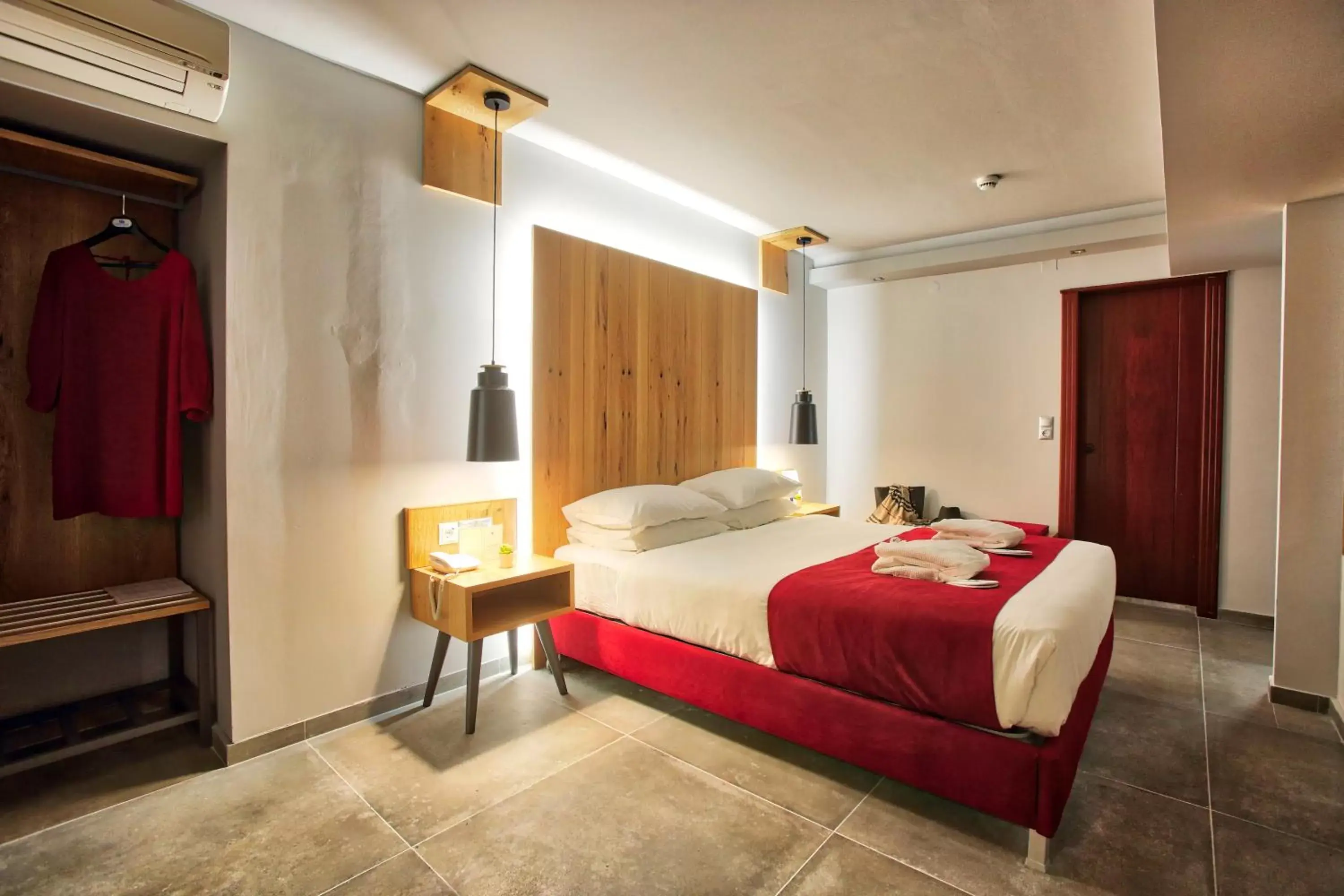 Bedroom, Bed in Capsis Astoria Heraklion