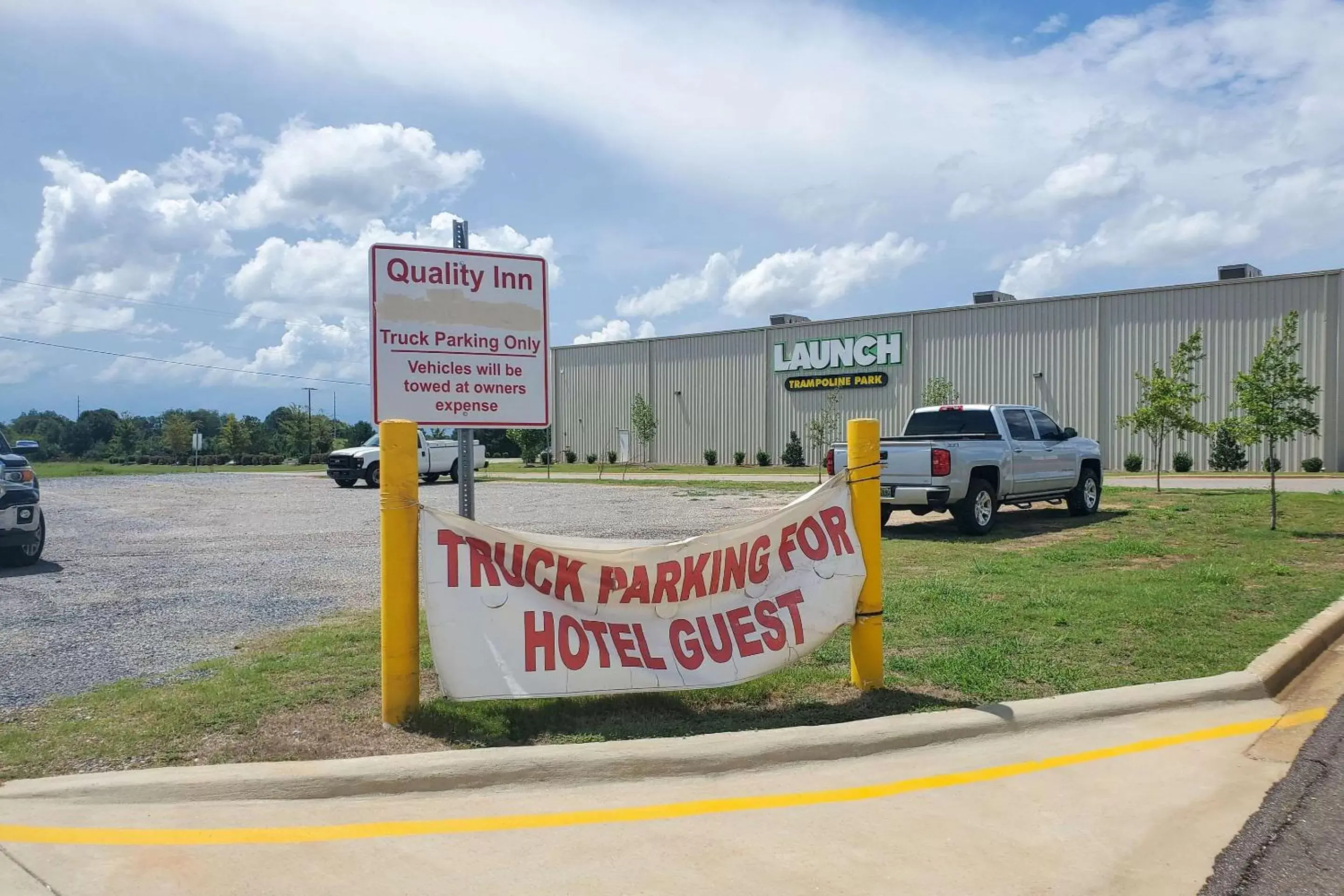 Other, Property Logo/Sign in Quality Inn Prattville I-65