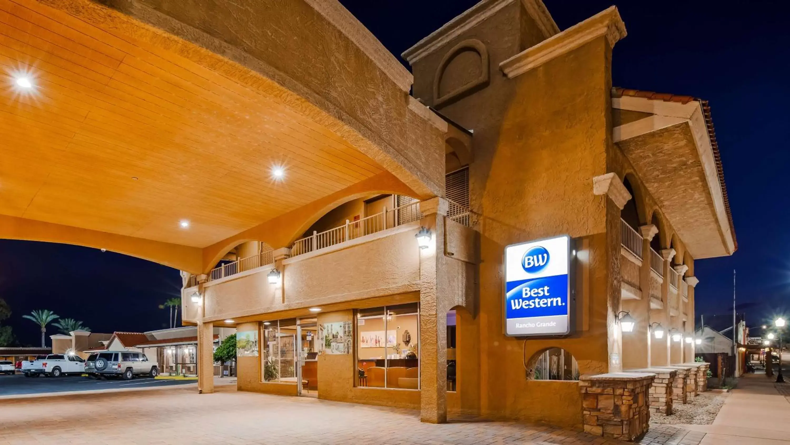 Property building in Best Western Rancho Grande