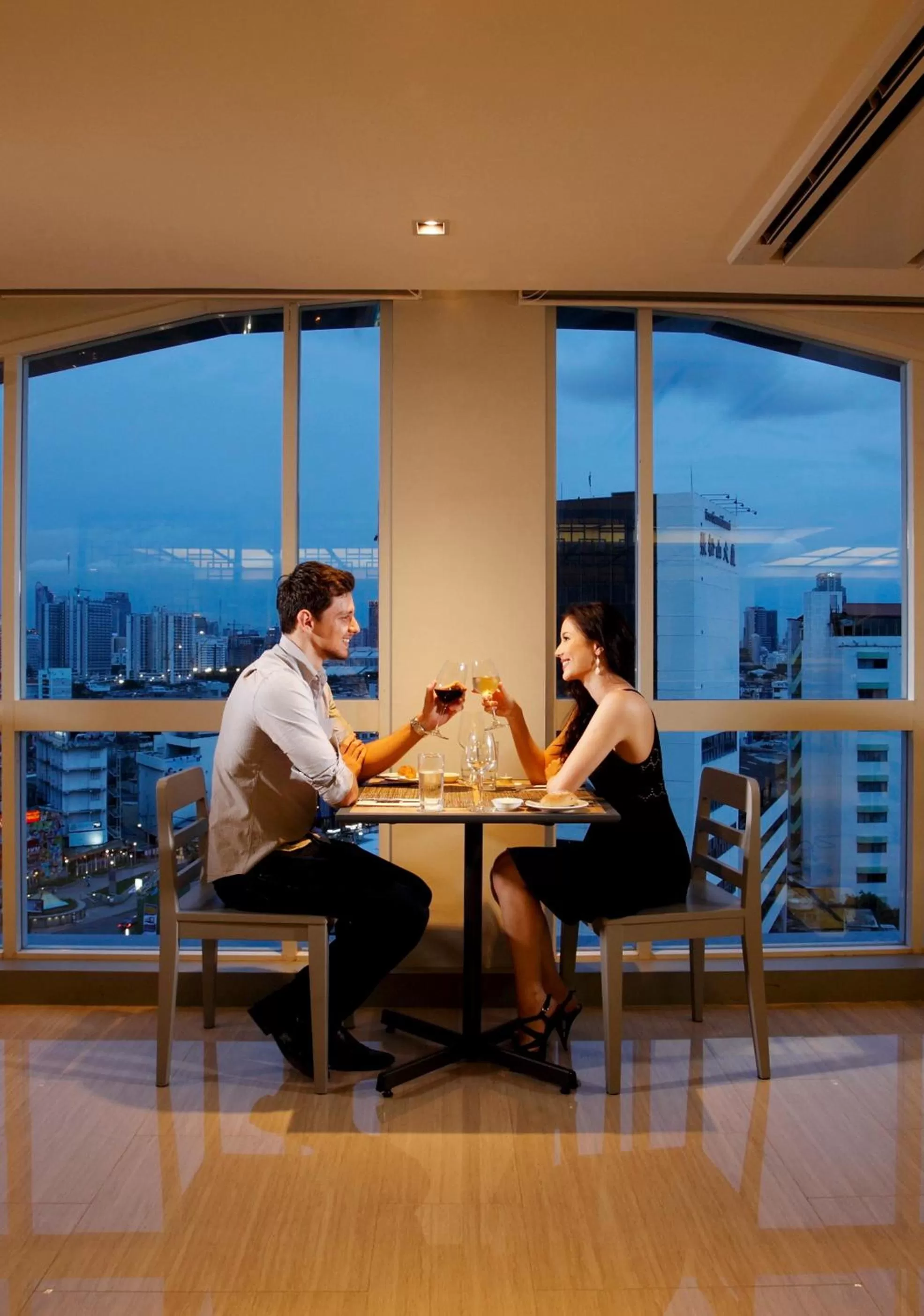 Restaurant/places to eat in The Quarter Hualamphong by UHG