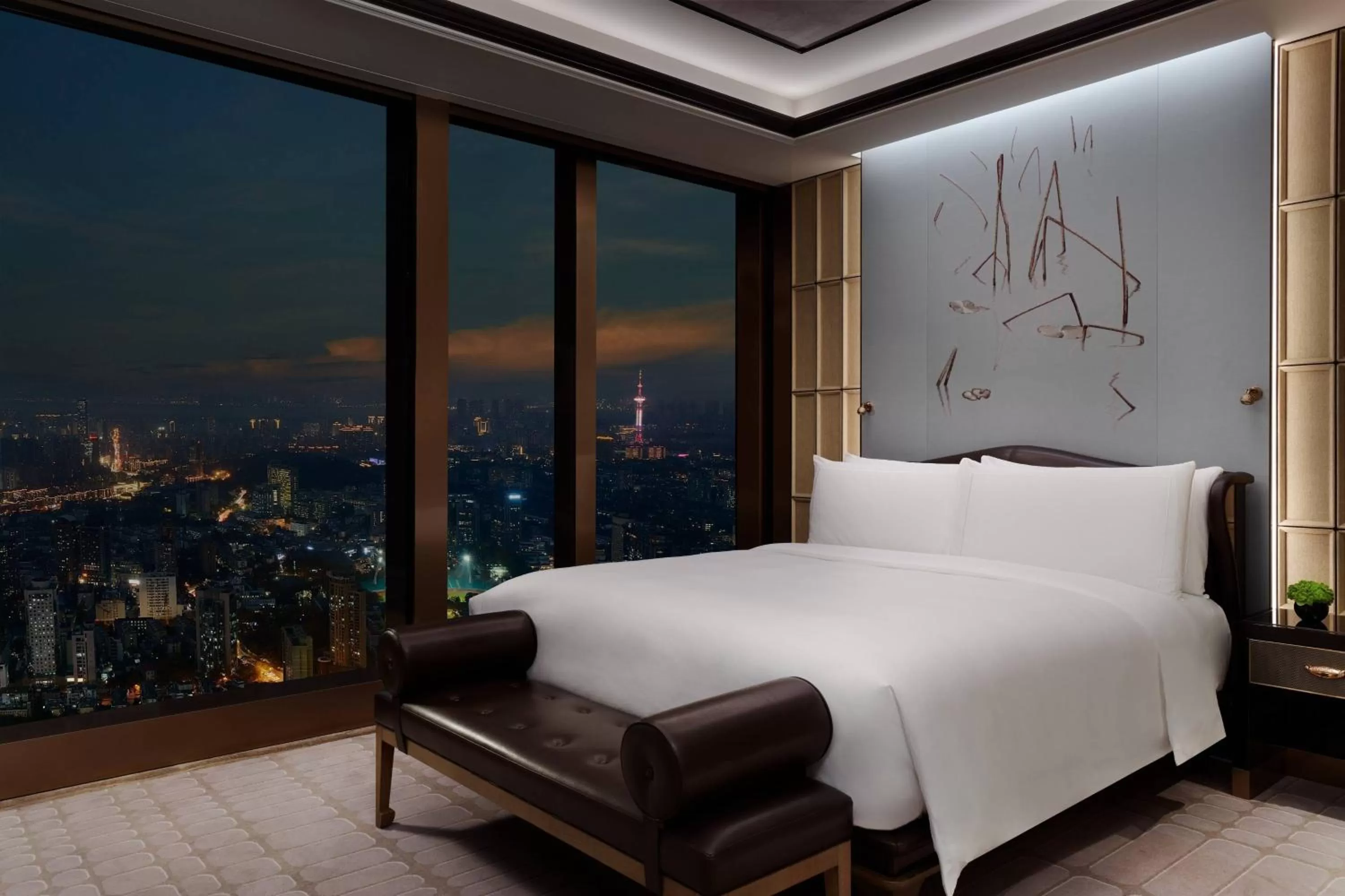 Bedroom, Bed in The Ritz-Carlton, Nanjing