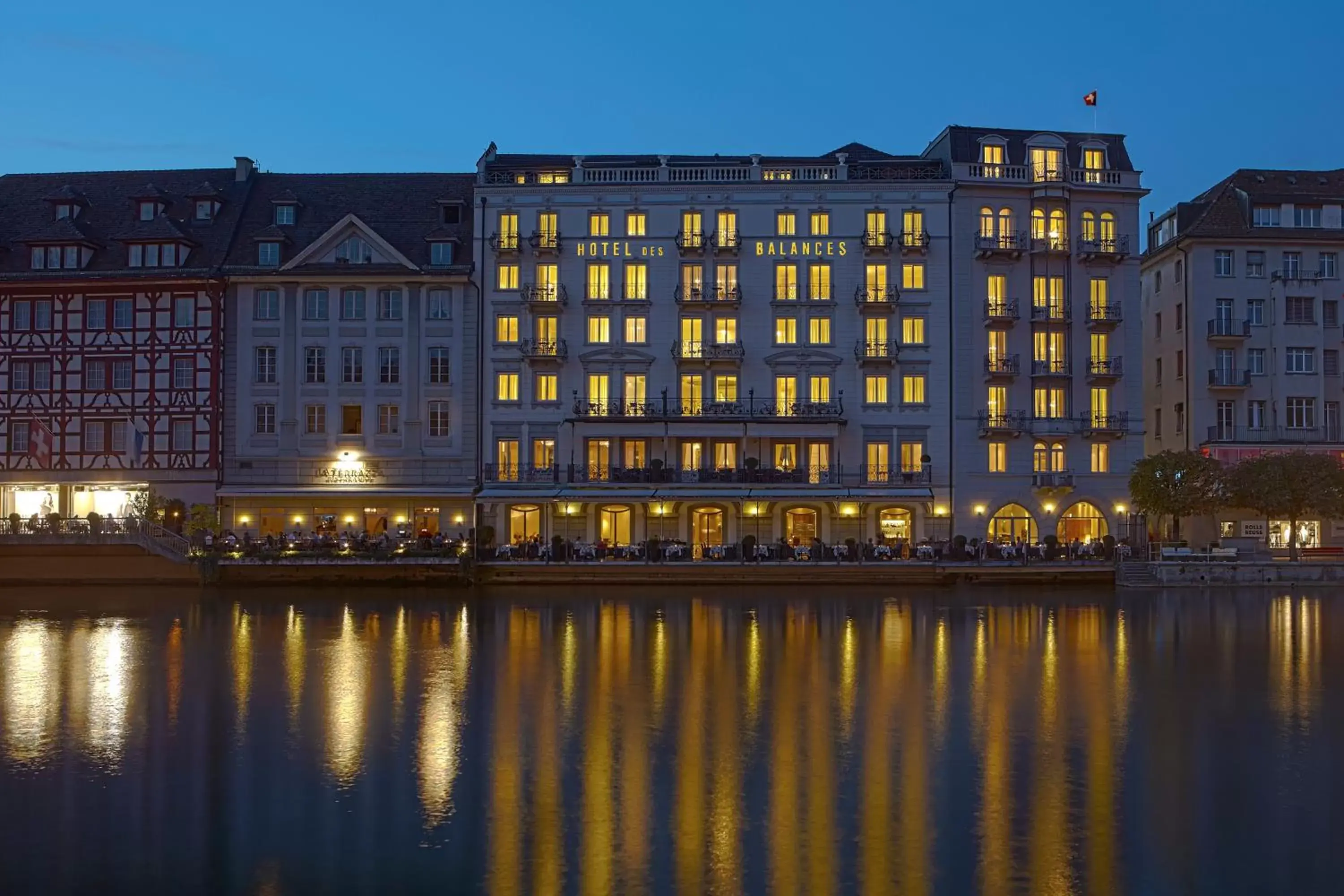 Facade/entrance, Property Building in Hotel des Balances