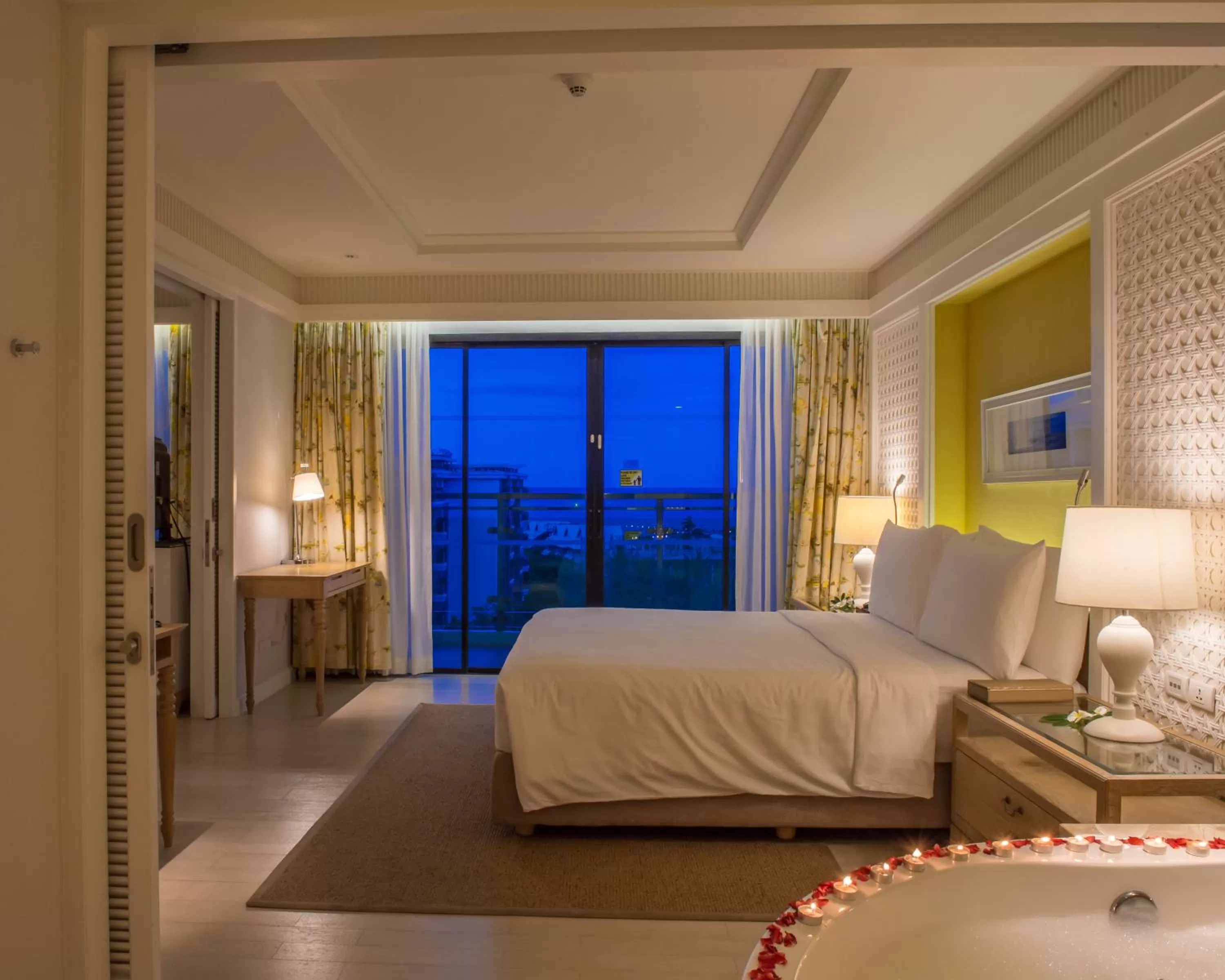 Sea view, Bed in Amari Hua Hin