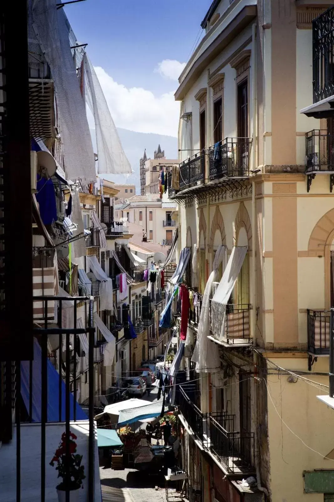 Landmark view in Reginella B&B Palermo