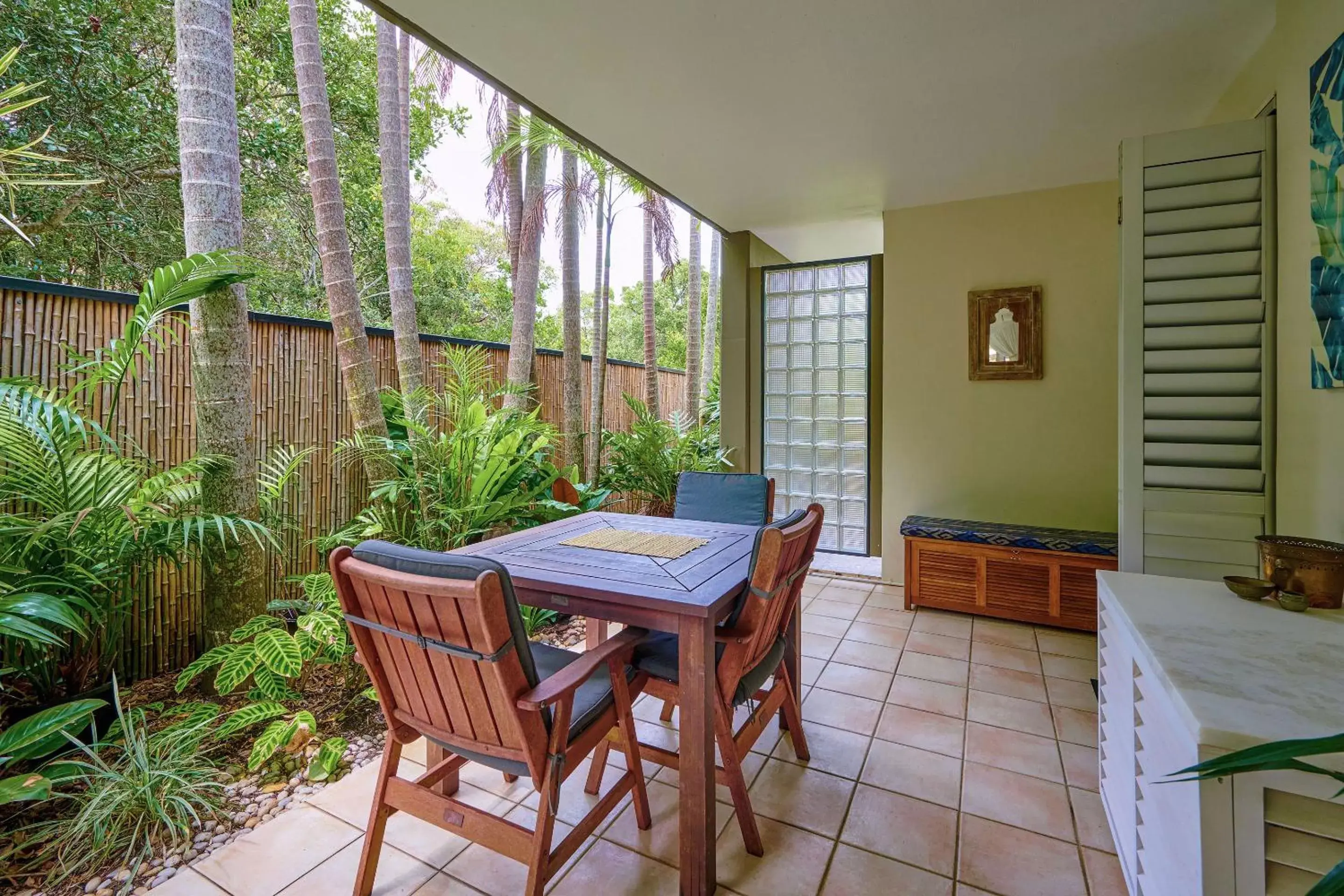 Patio in Julians Apartments