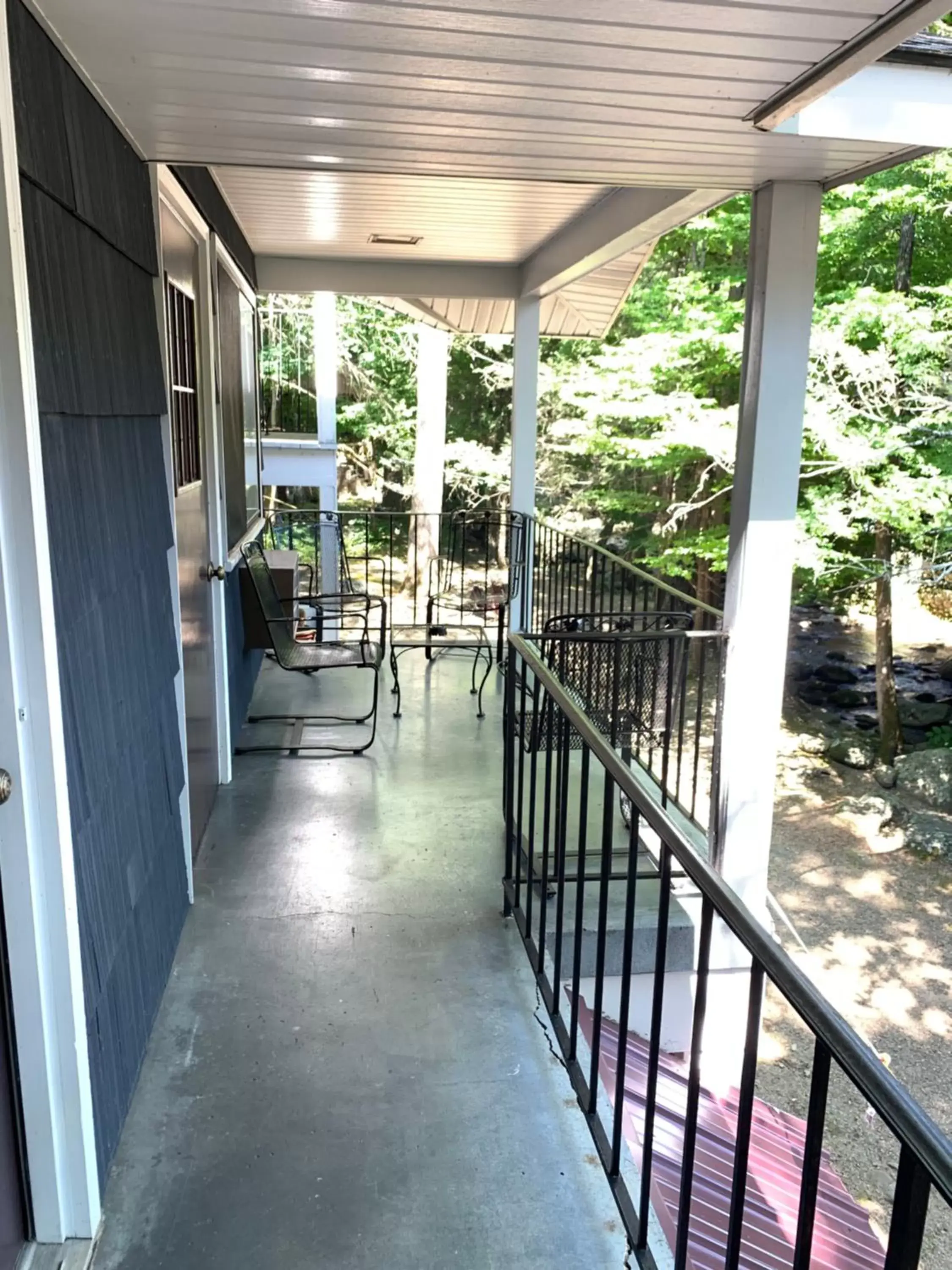 Balcony/Terrace in Carr's Northside Hotel and Cottages