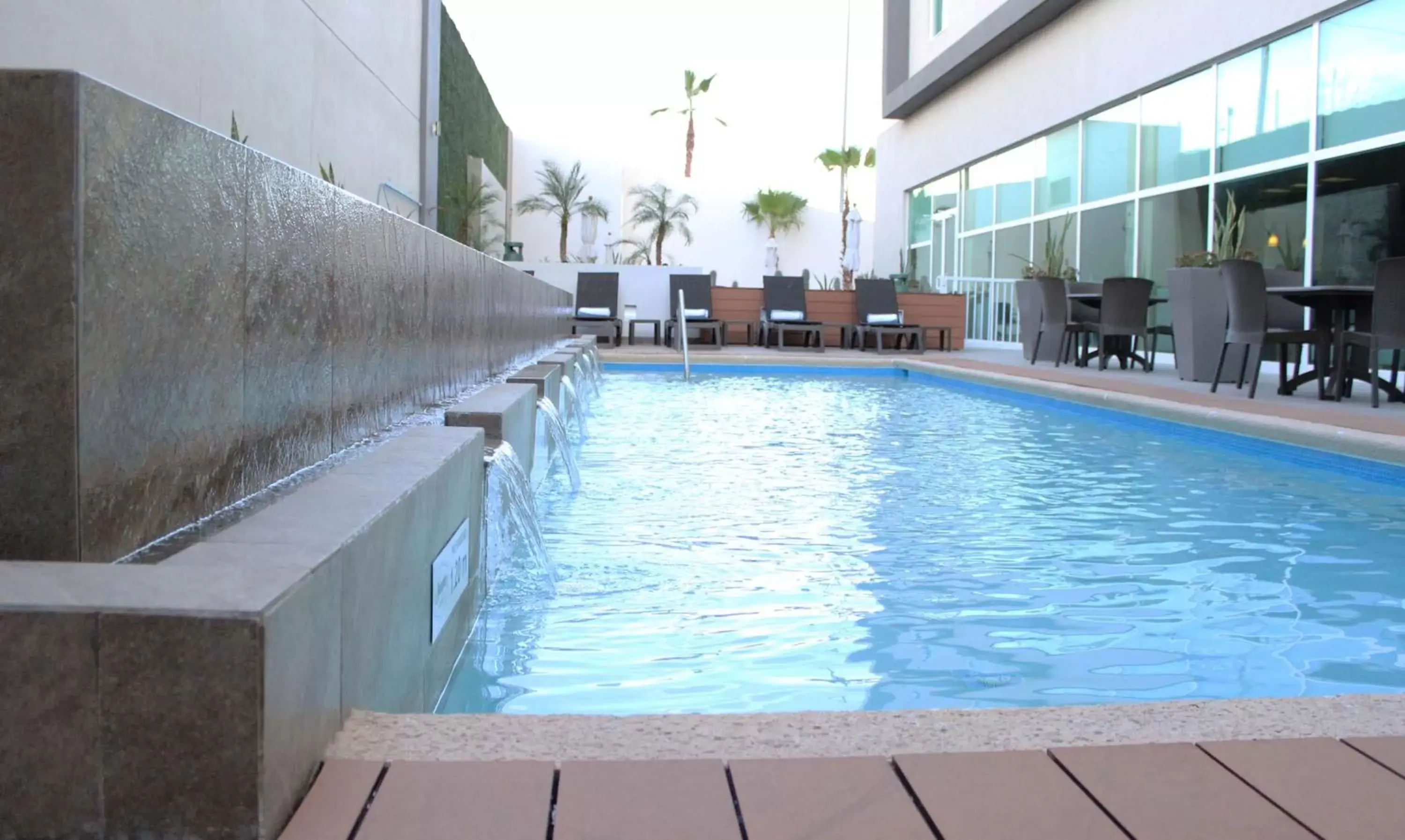 Pool view, Swimming Pool in Hampton Inn by Hilton Hermosillo