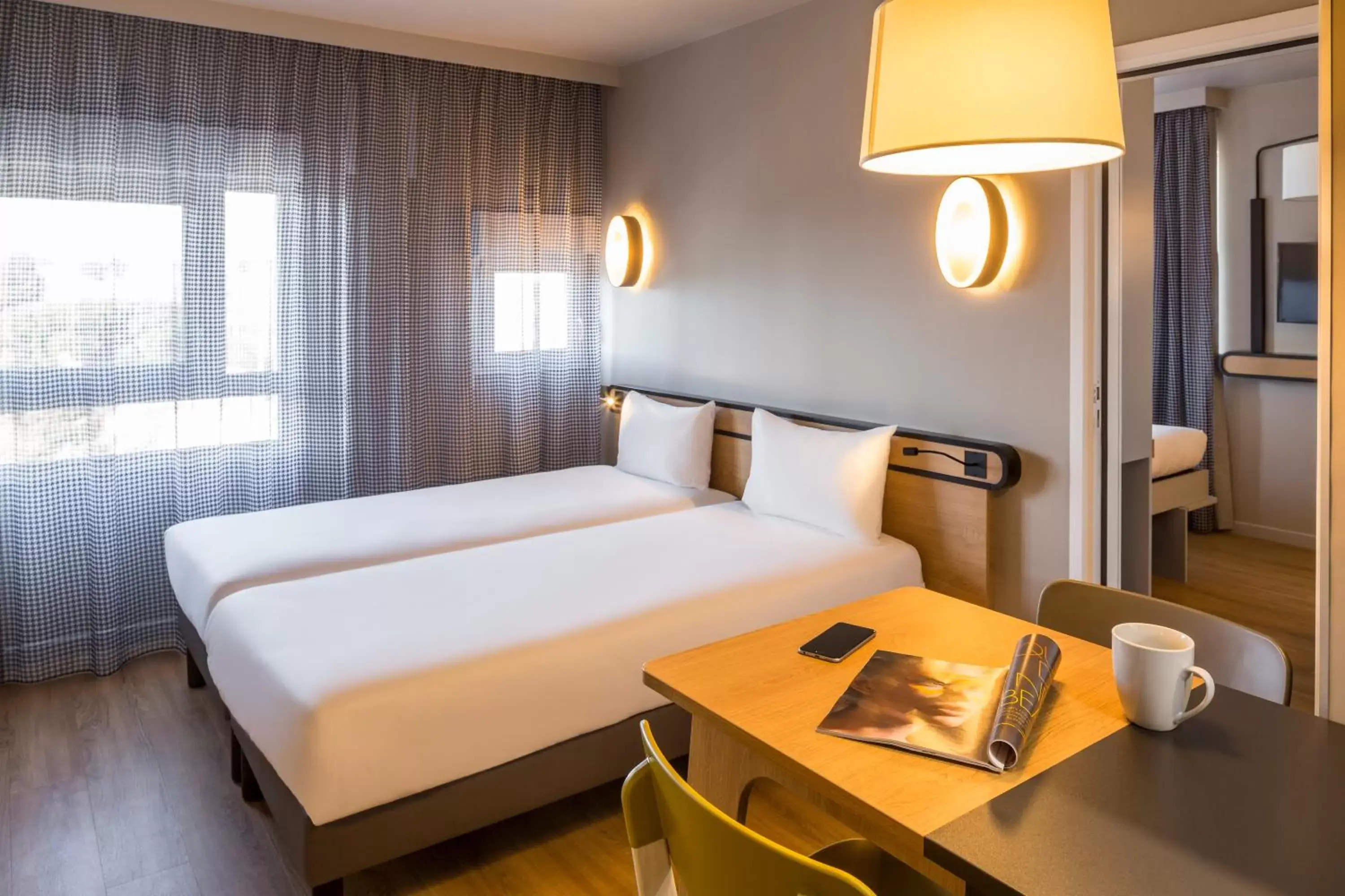 Bedroom, Bed in Aparthotel Adagio access Montpellier Centre