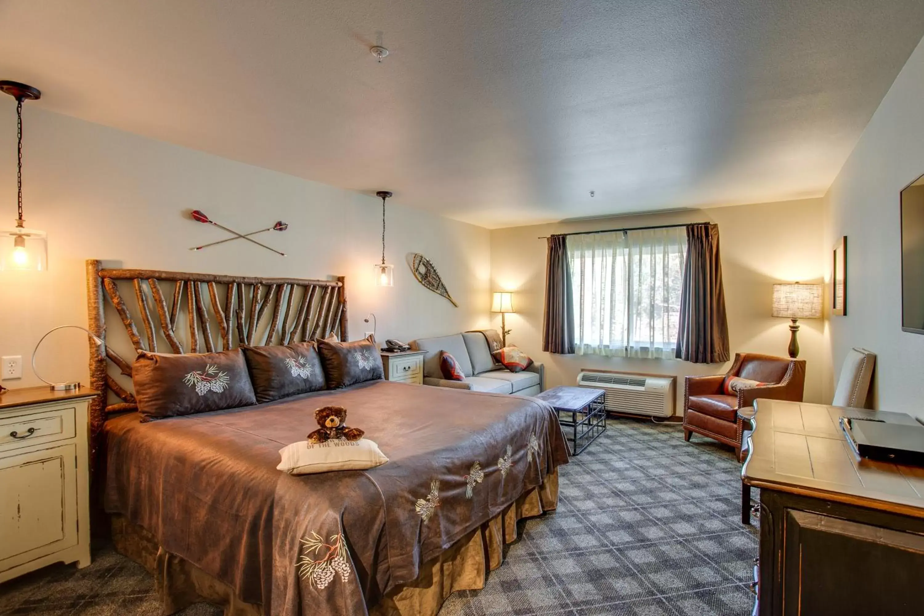 King Room with Mountain View in Bavarian Lodge King Room with Mountain View in Bavarian Lodge