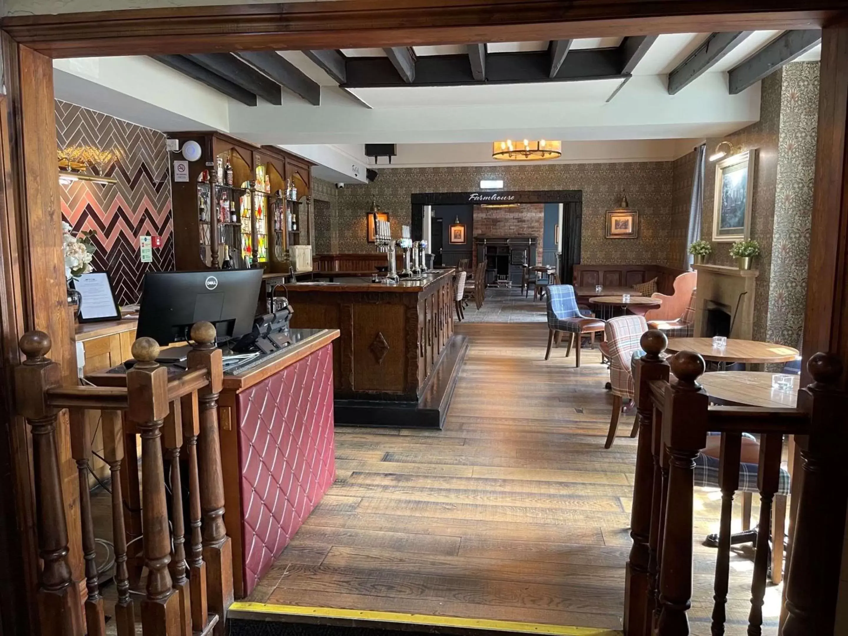 Lounge or bar, Restaurant/Places to Eat in The George - Sure Hotel Collection by Best Western Lounge or bar, Restaurant/Places to Eat in The George - Sure Hotel Collection by Best Western